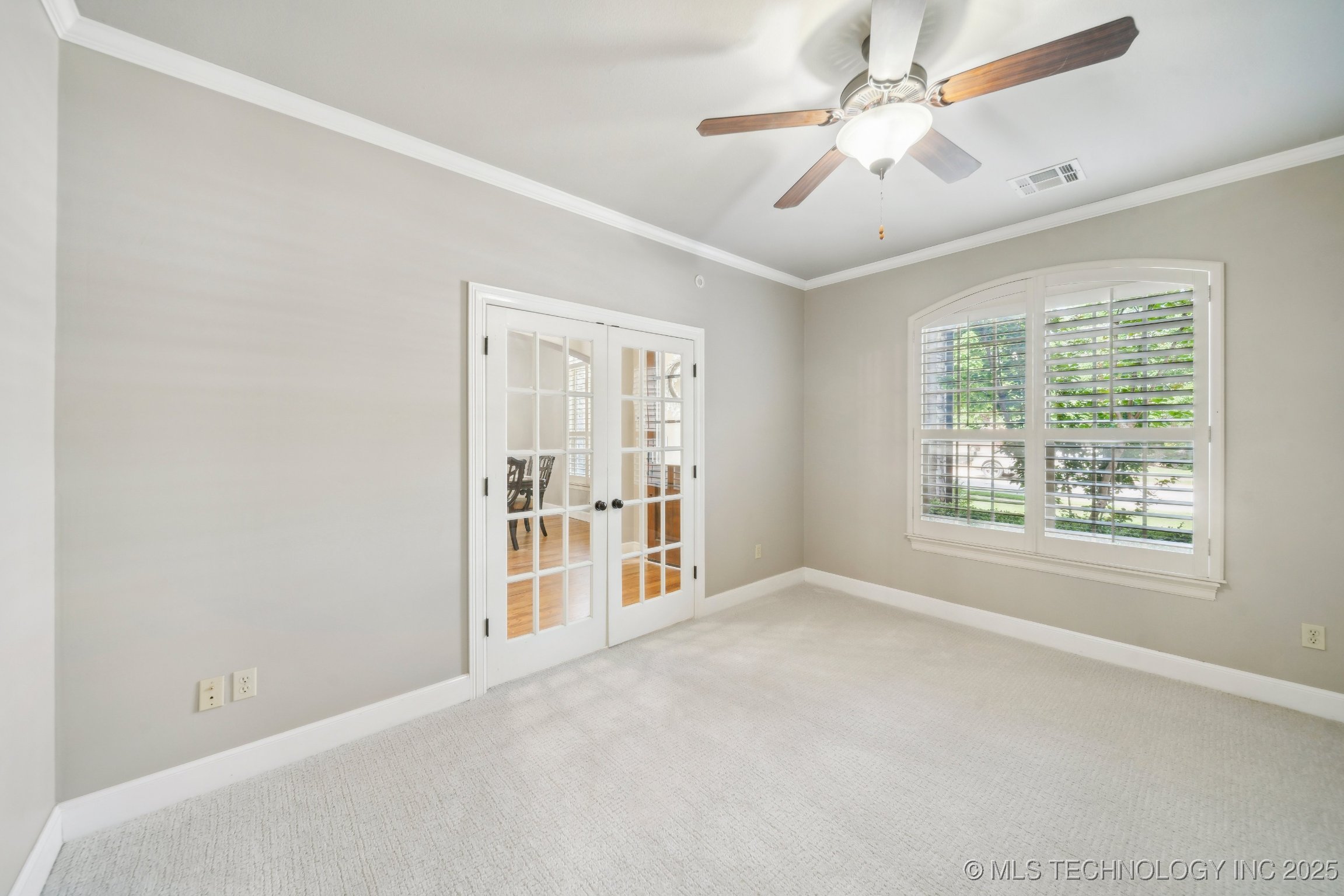 10480 S 86th East Avenue Property Photo 11
