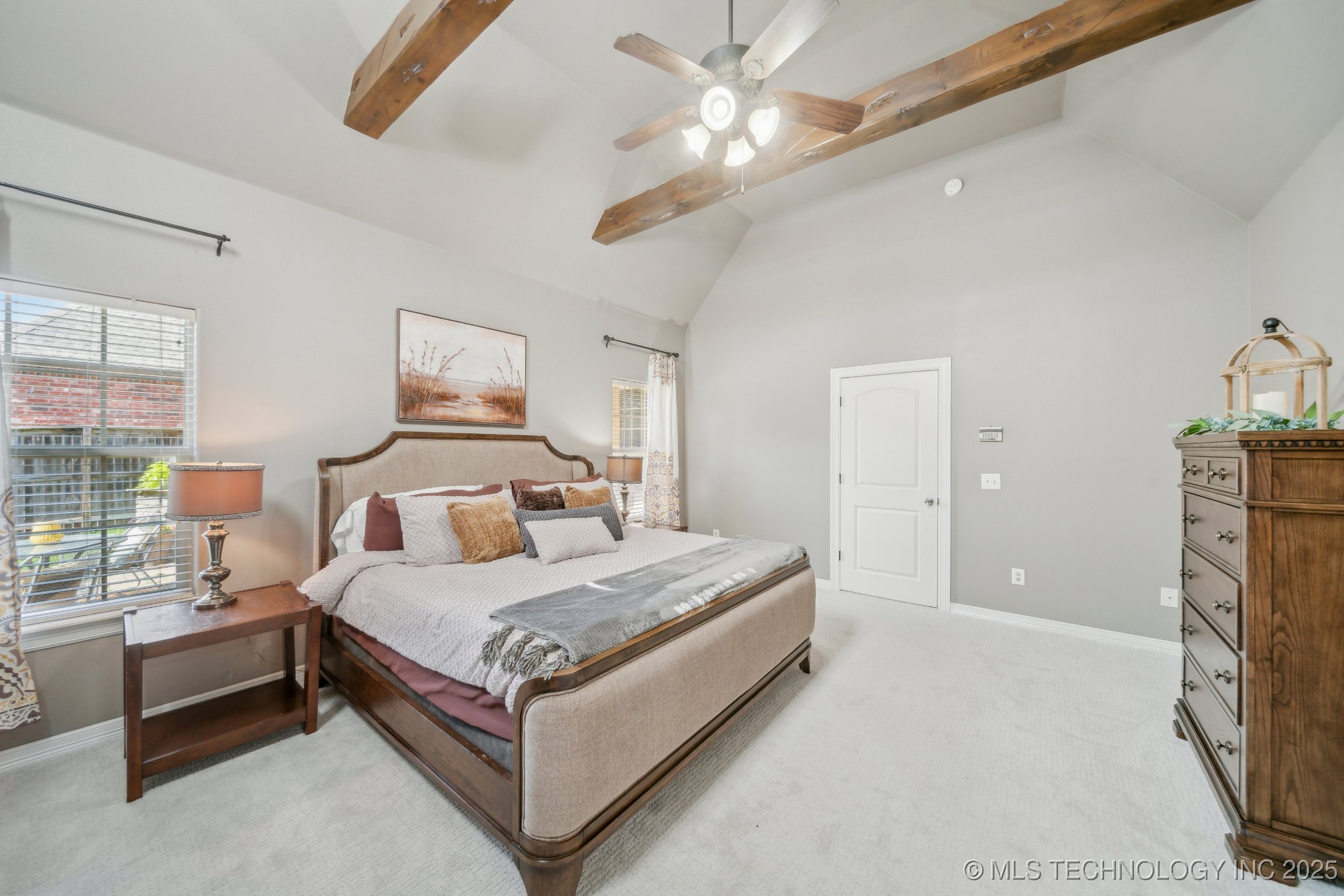 10480 S 86th East Avenue Property Photo 17