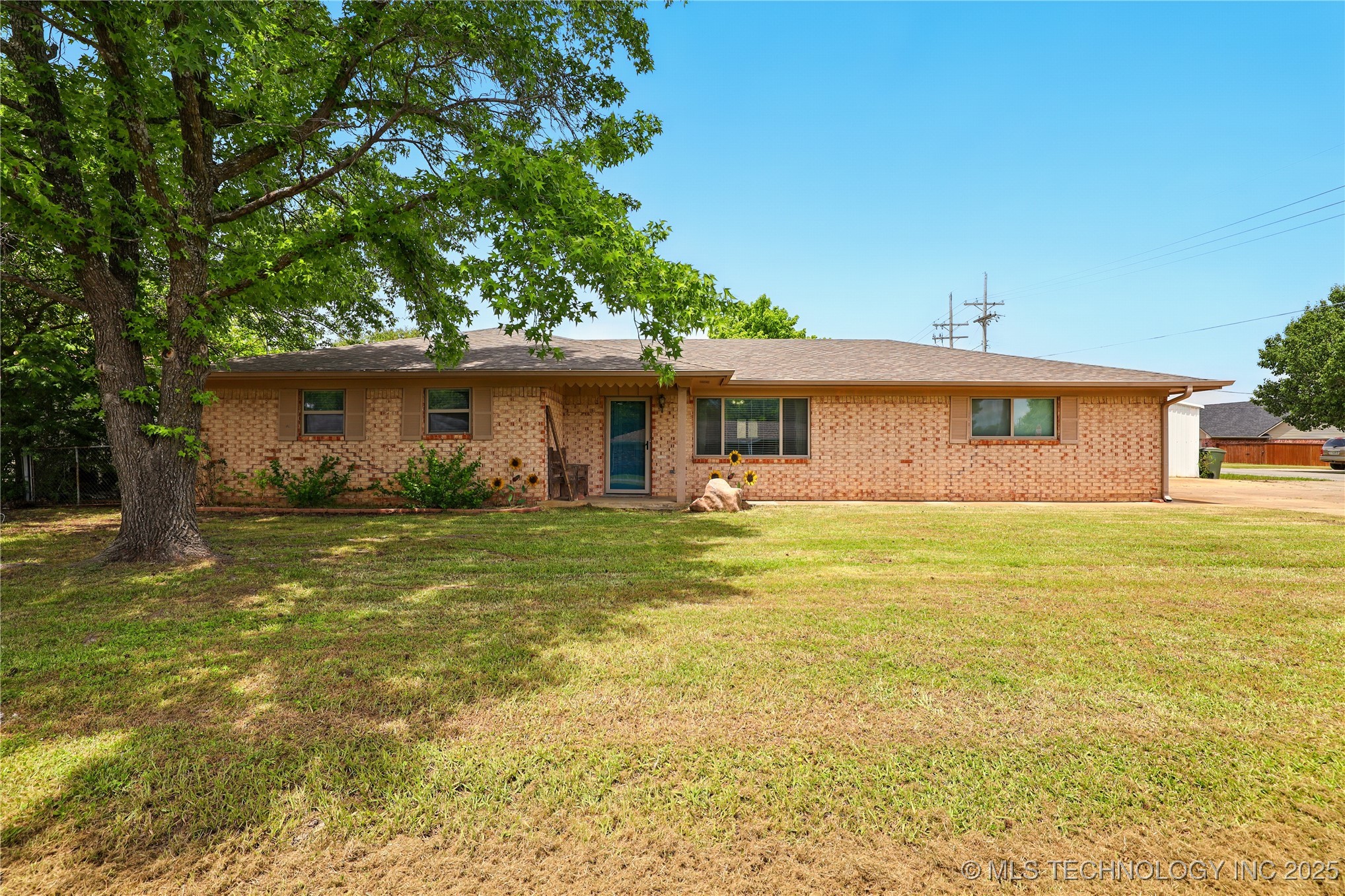 300 Michele Property Photo