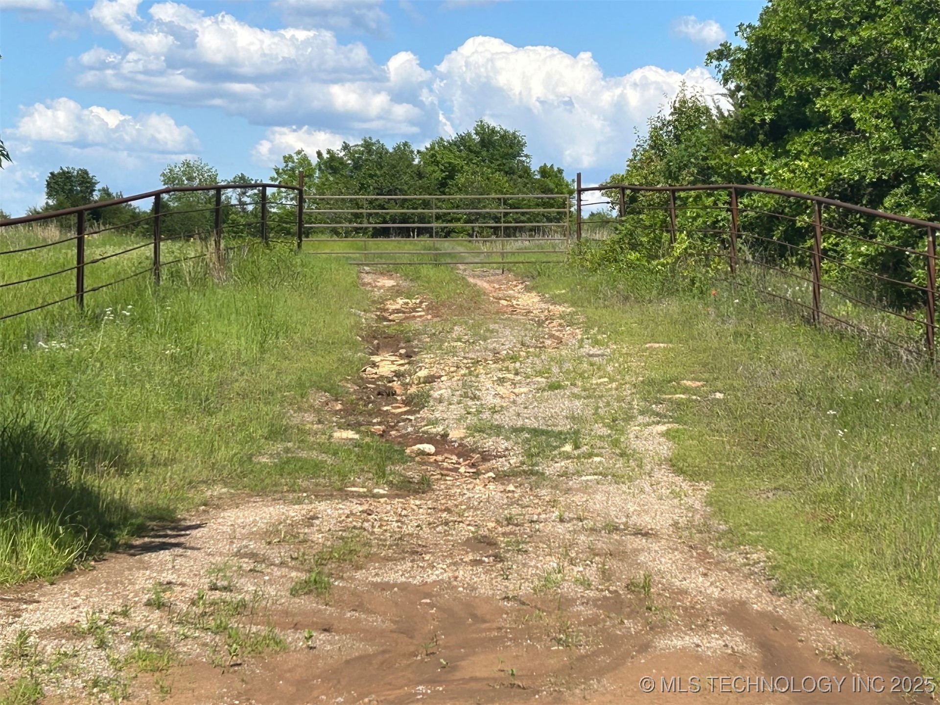 57348 S 36000 Road Property Photo 8
