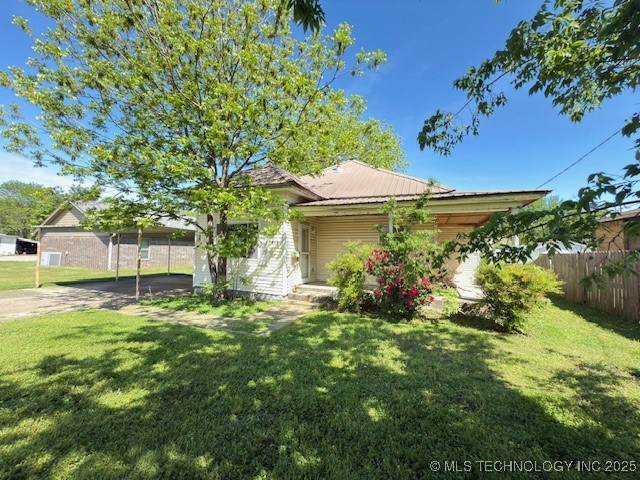 413 E Smith Property Photo