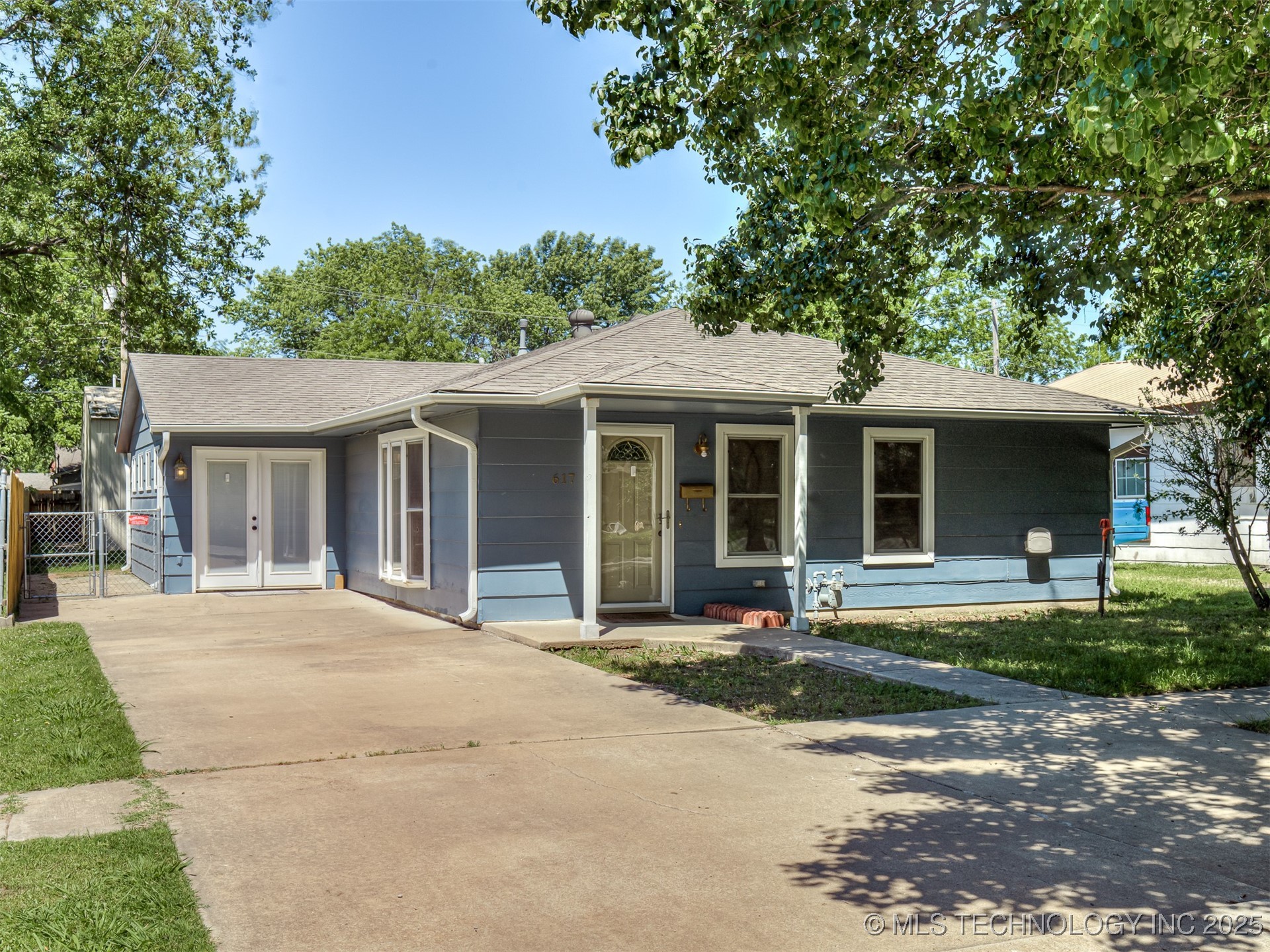 617 N Pawnee Avenue Property Photo