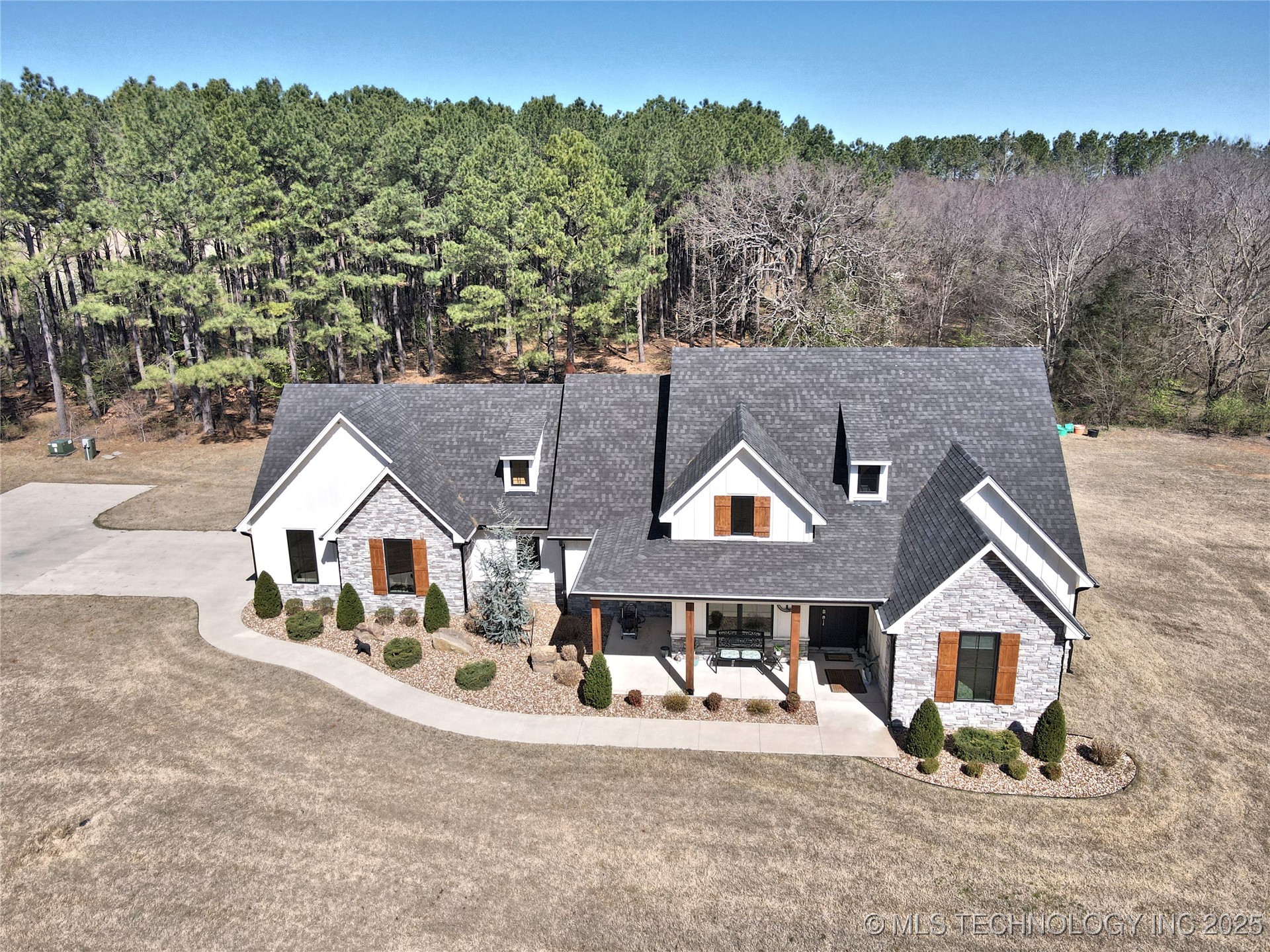 1832 E Hwy 62 Property Photo