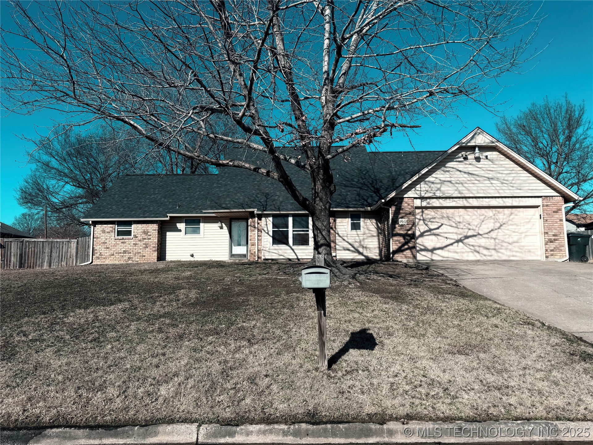 2902 Hilltop Avenue Property Photo 1