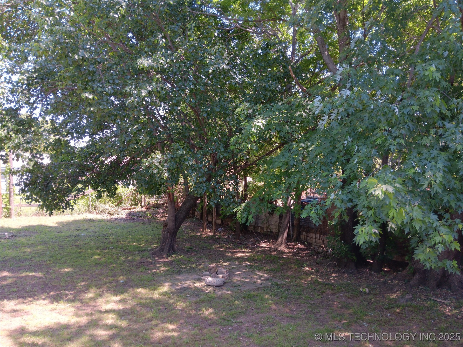1319 N Delaware Avenue Property Photo 2
