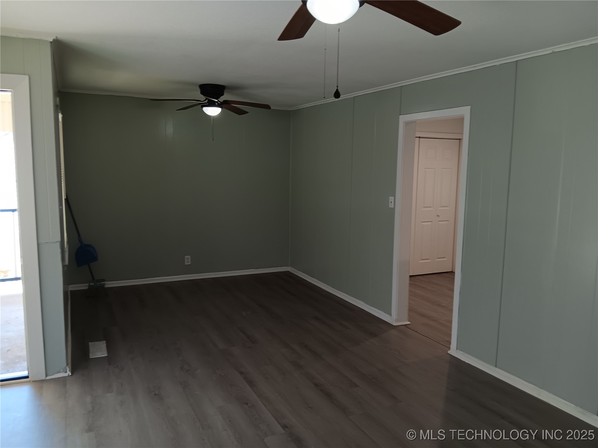 1319 N Delaware Avenue Property Photo 7