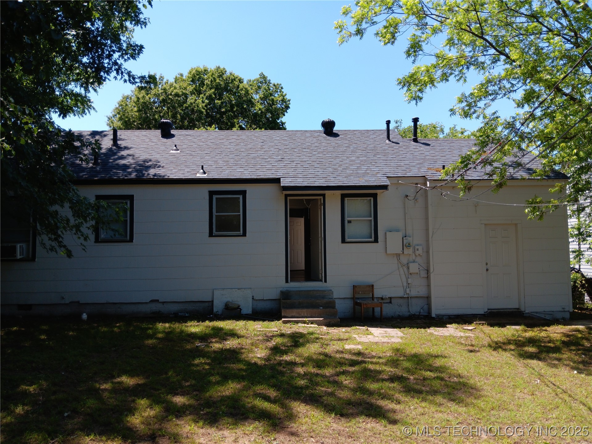 1319 N Delaware Avenue Property Photo 15