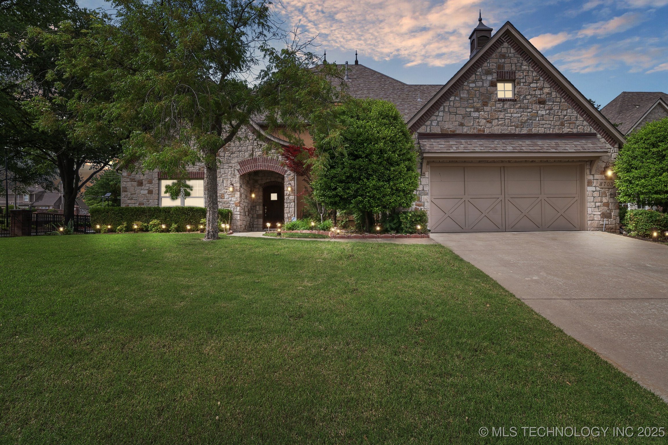 8703 E 101st Place Property Photo 1