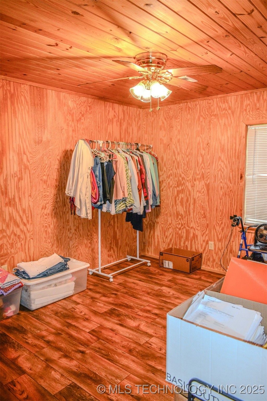 919 N 4210 Road Property Photo 16