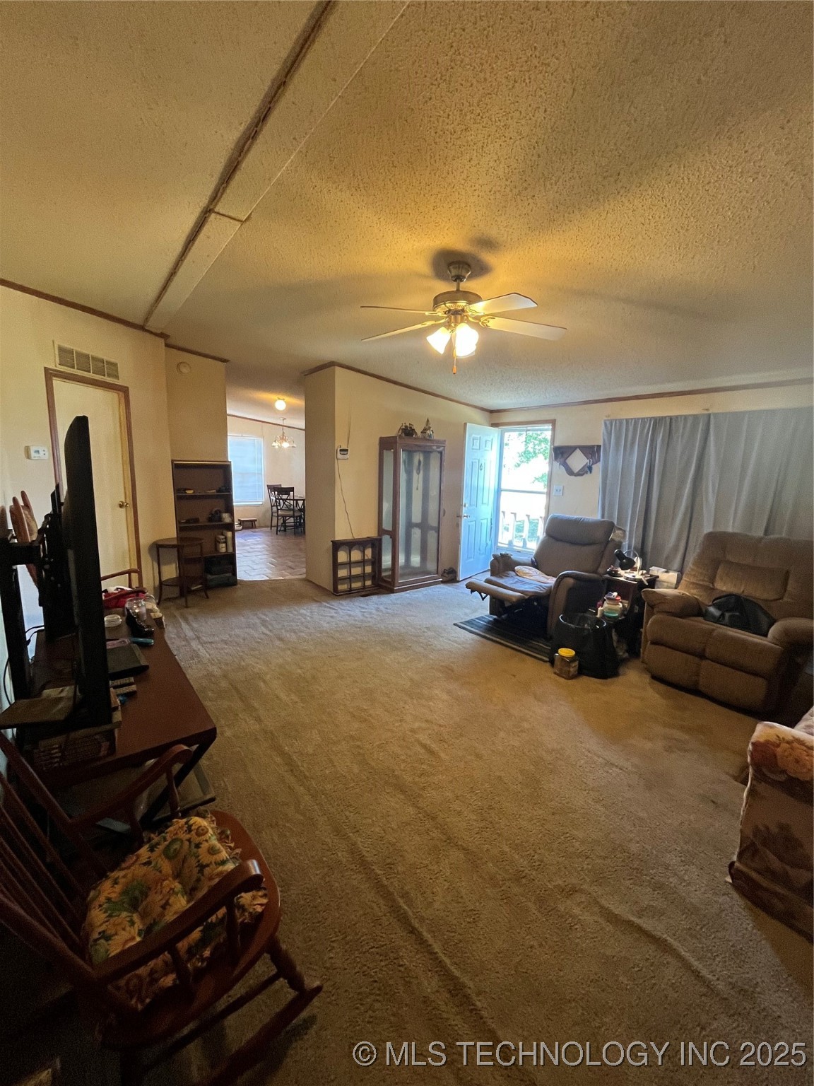 42 S Sexton Road Property Photo 6
