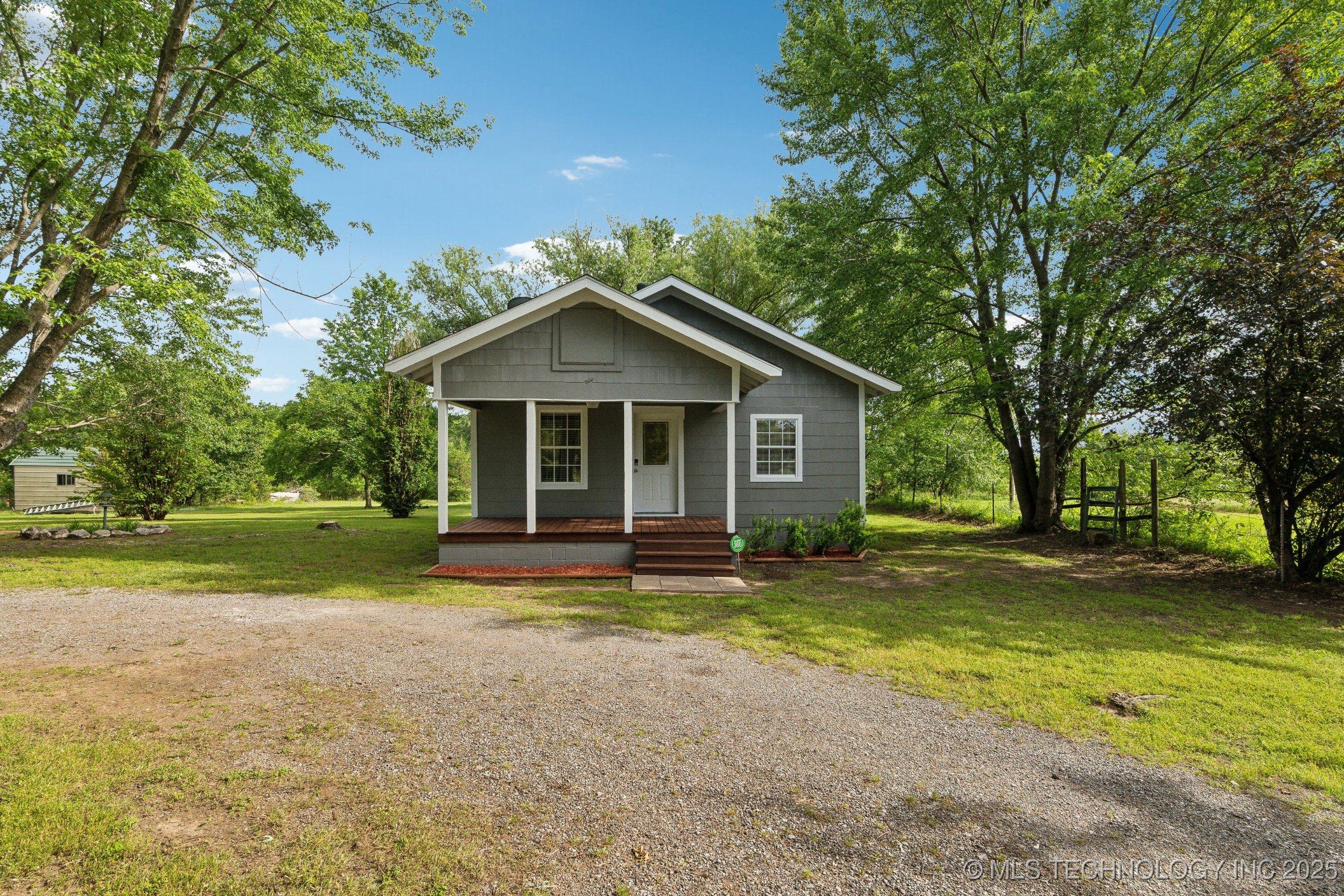 15228 S 177th West Avenue Property Photo 1
