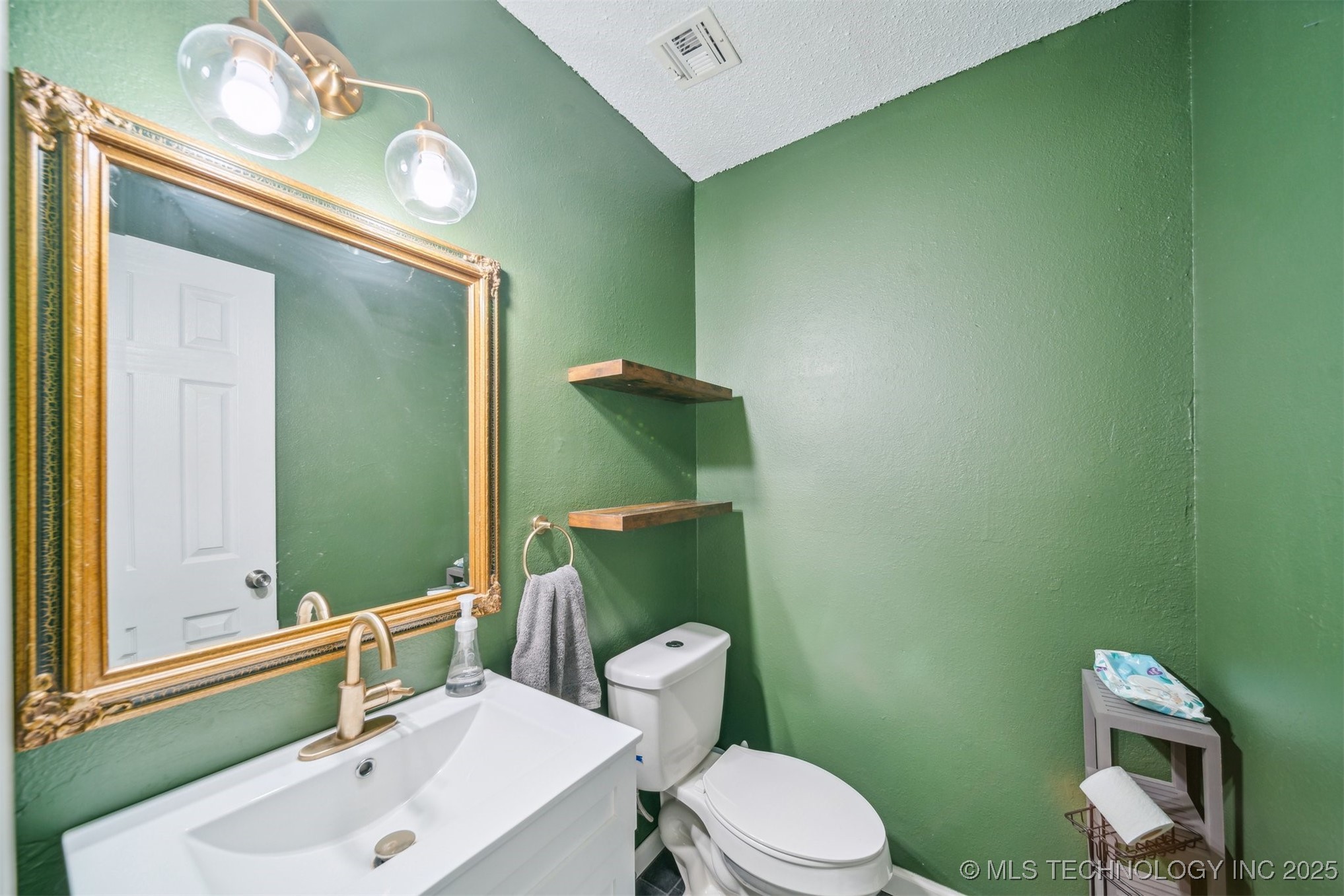 28505 E 139th Street S Property Photo 22