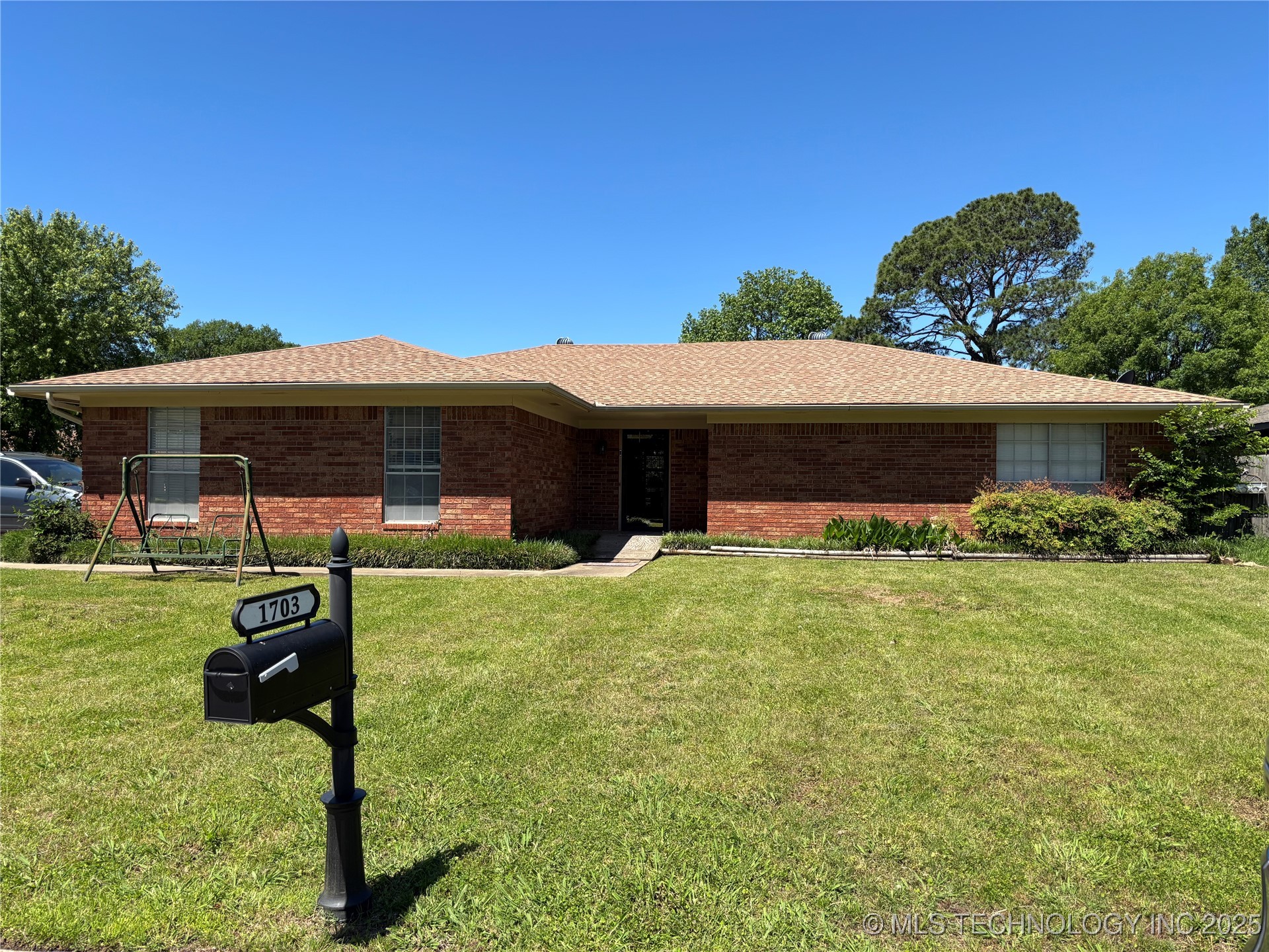 1703 Vaden Lane Property Photo 1