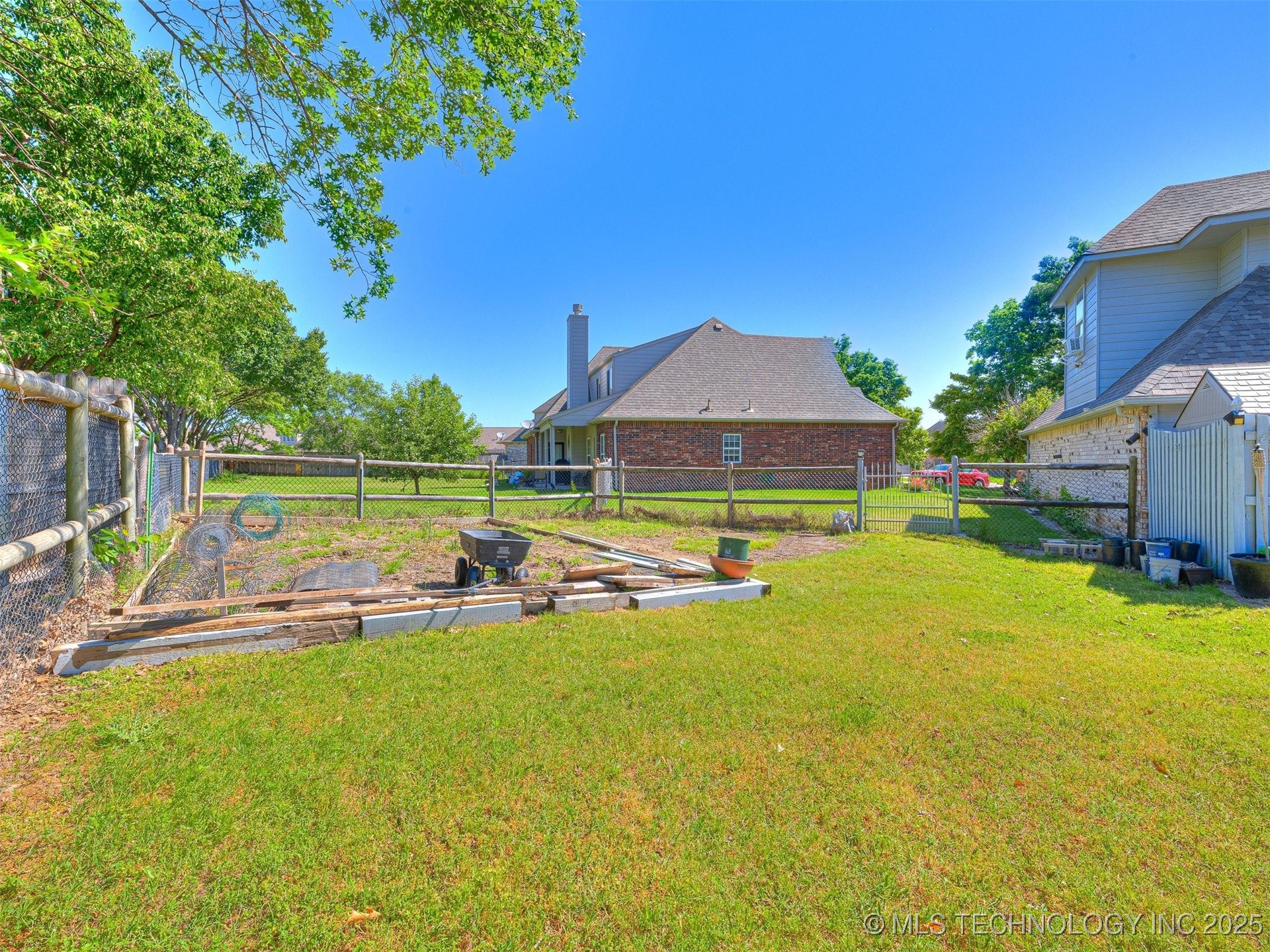 8704 N 140th East Court Property Photo 66