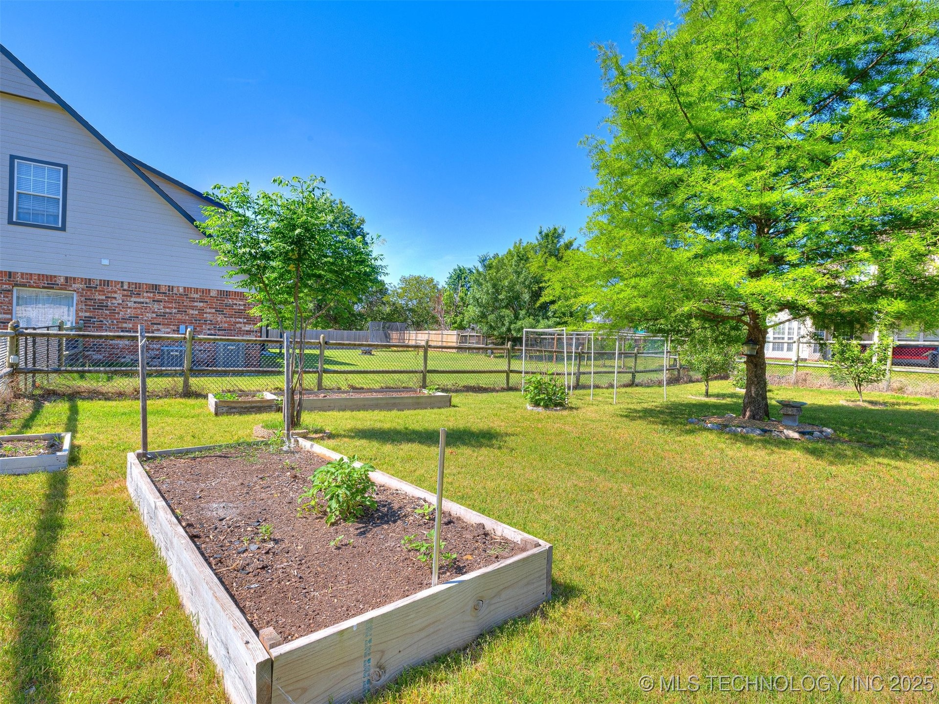 8704 N 140th East Court Property Photo 68
