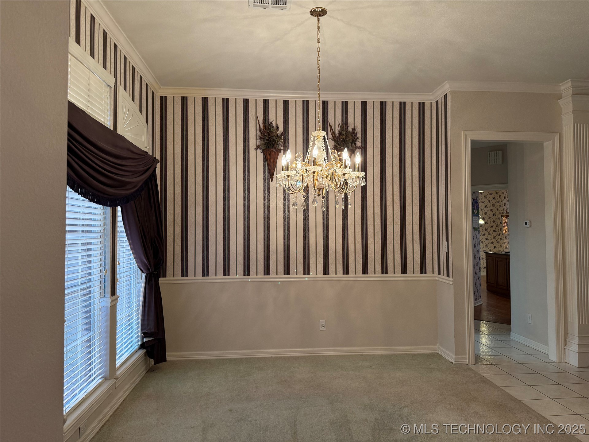 2100 S 32nd Street Property Photo 12