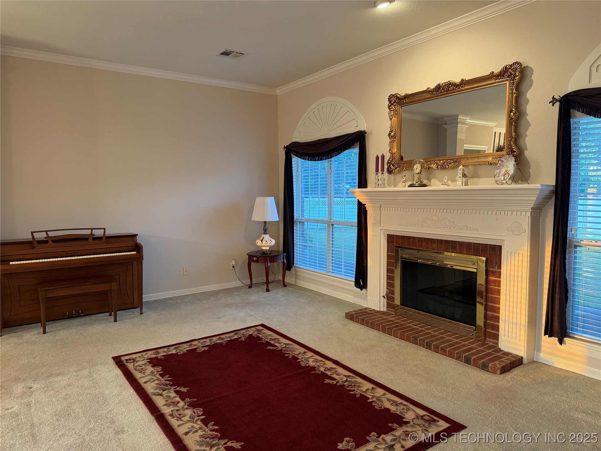 2100 S 32nd Street Property Photo 14