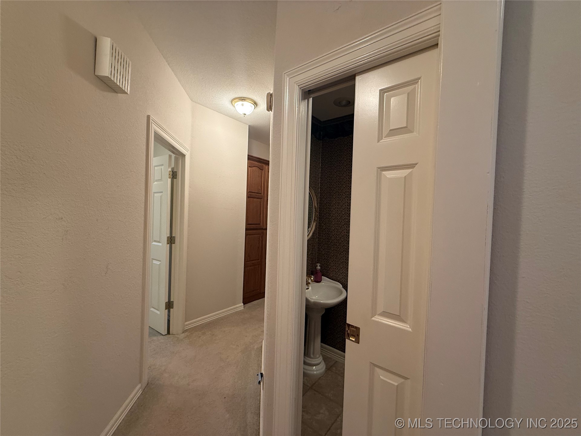 2100 S 32nd Street Property Photo 34