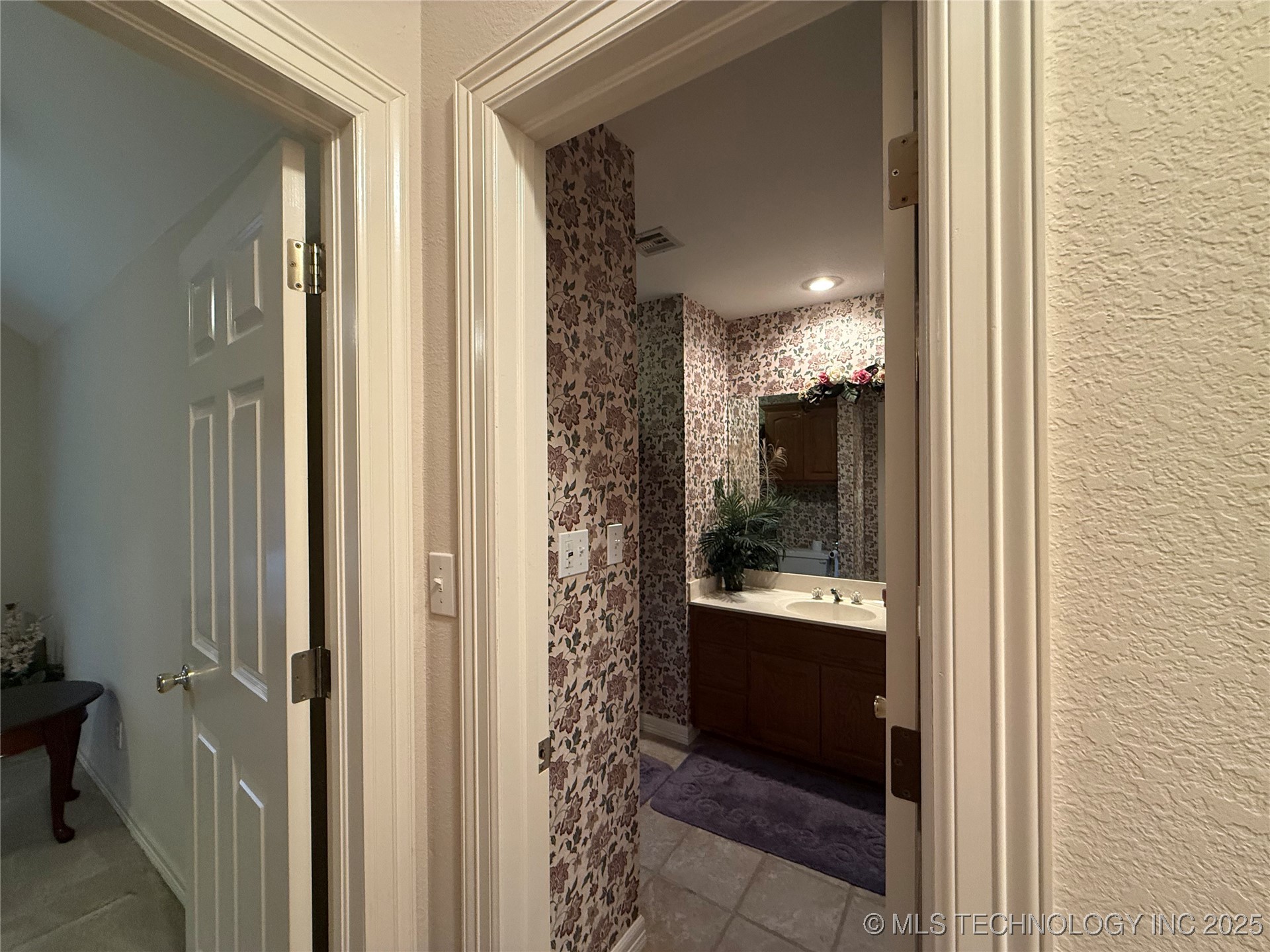 2100 S 32nd Street Property Photo 40