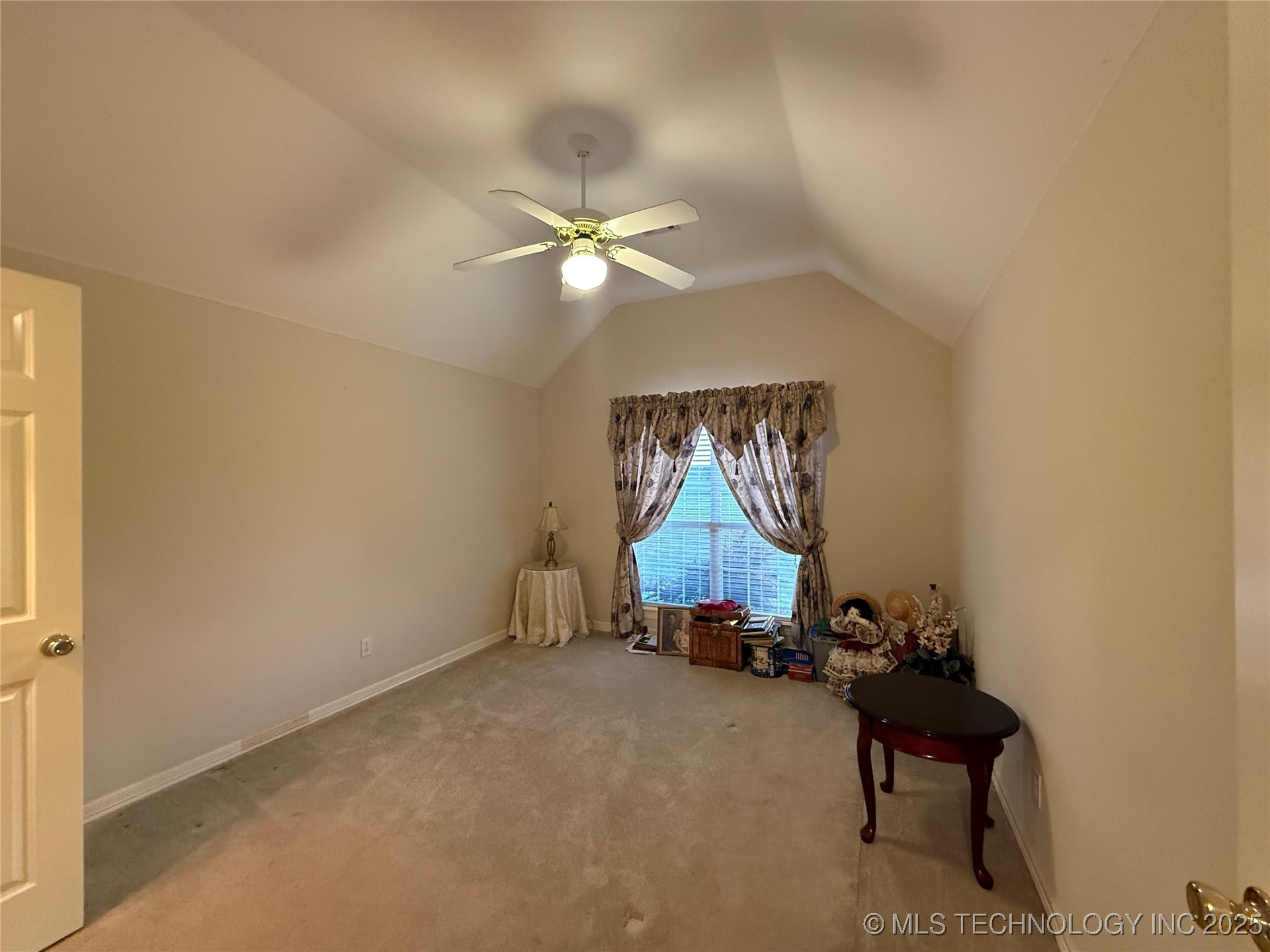 2100 S 32nd Street Property Photo 44