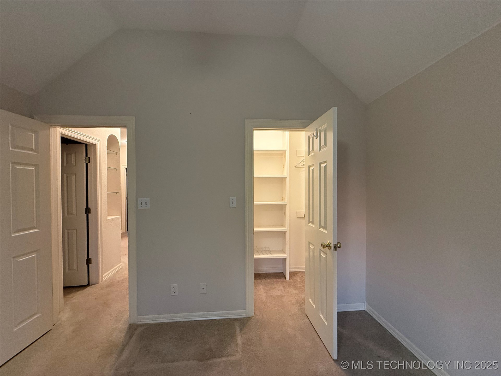 2100 S 32nd Street Property Photo 45