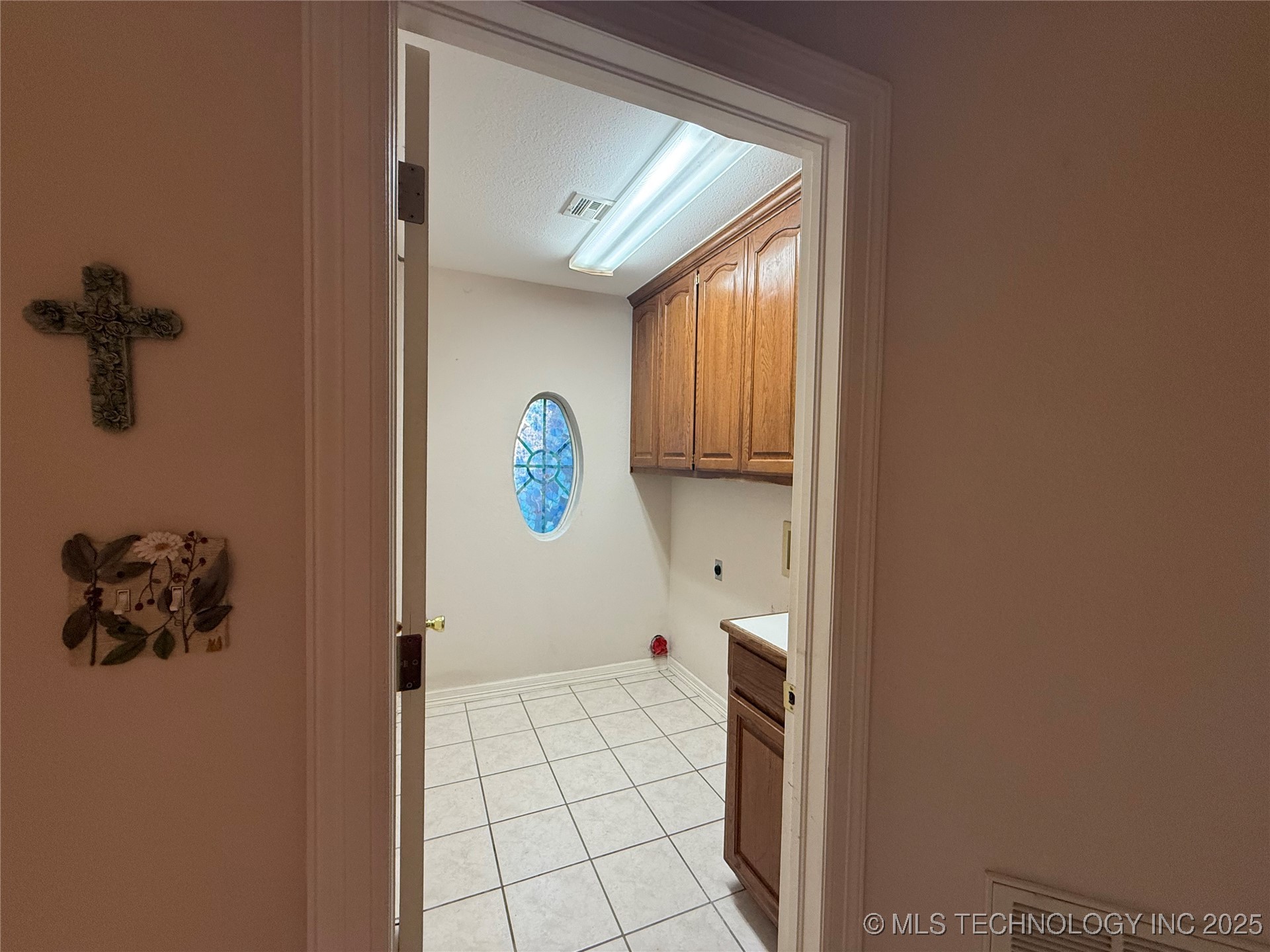 2100 S 32nd Street Property Photo 50