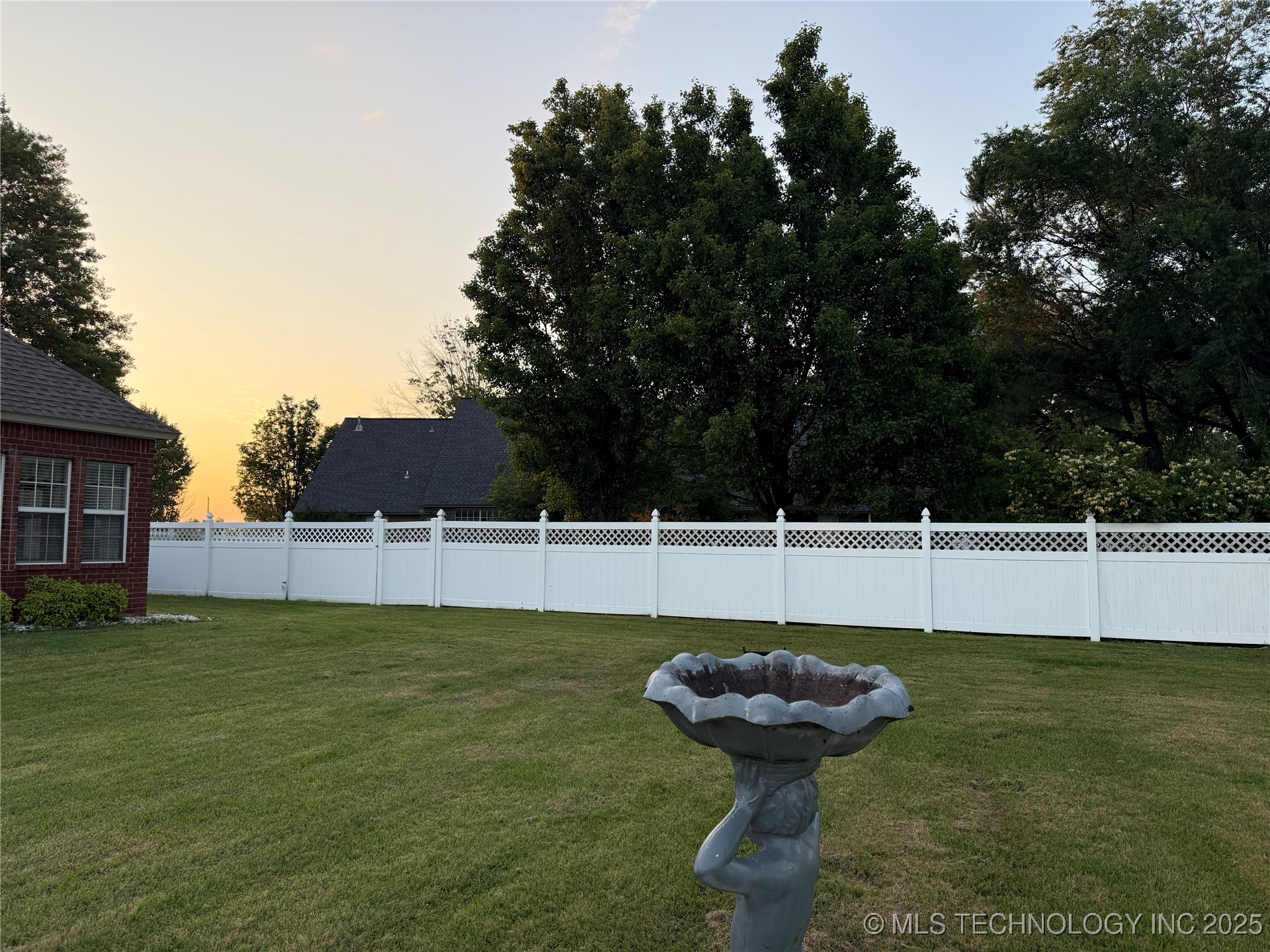 2100 S 32nd Street Property Photo 77