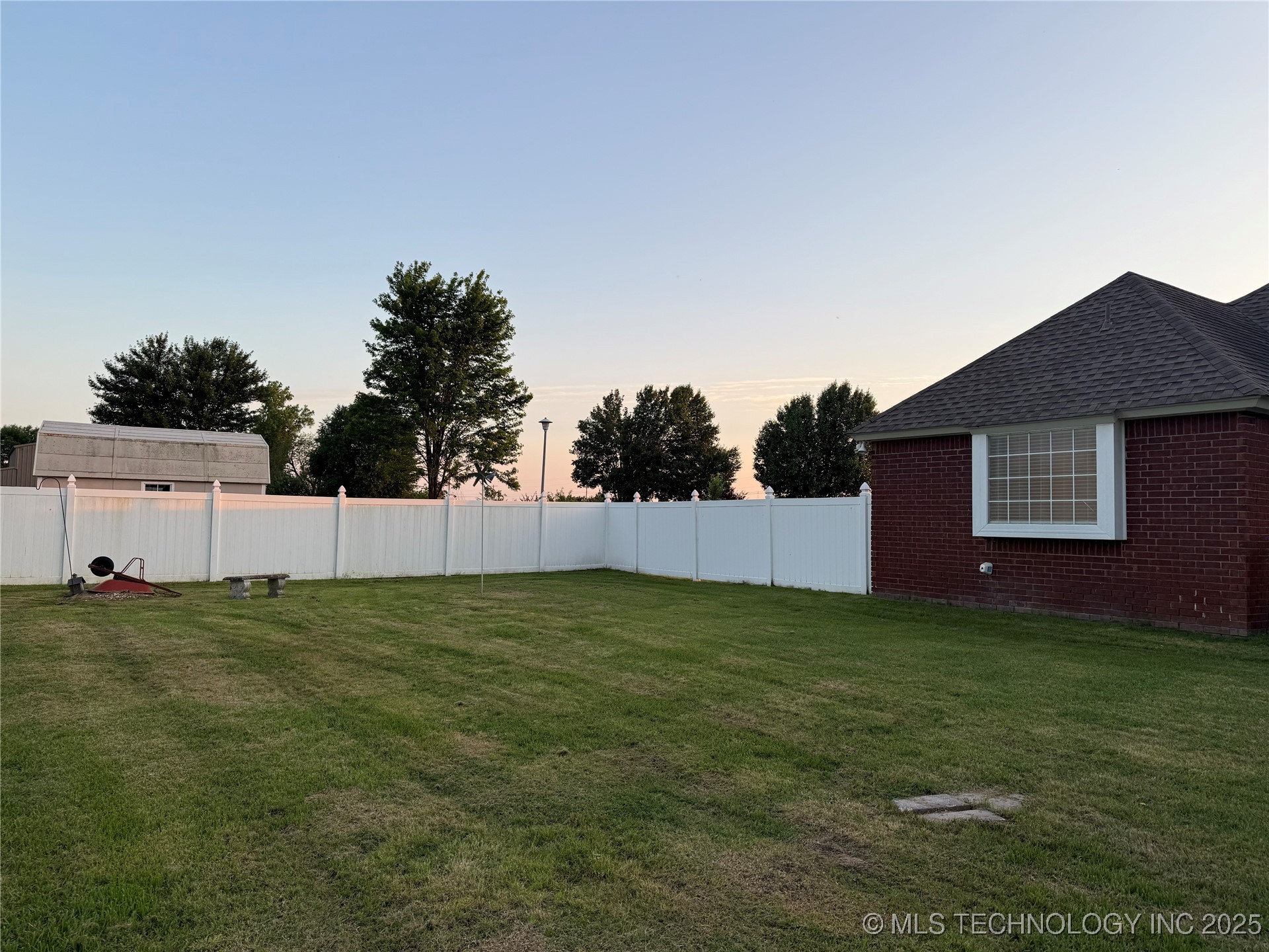 2100 S 32nd Street Property Photo 81