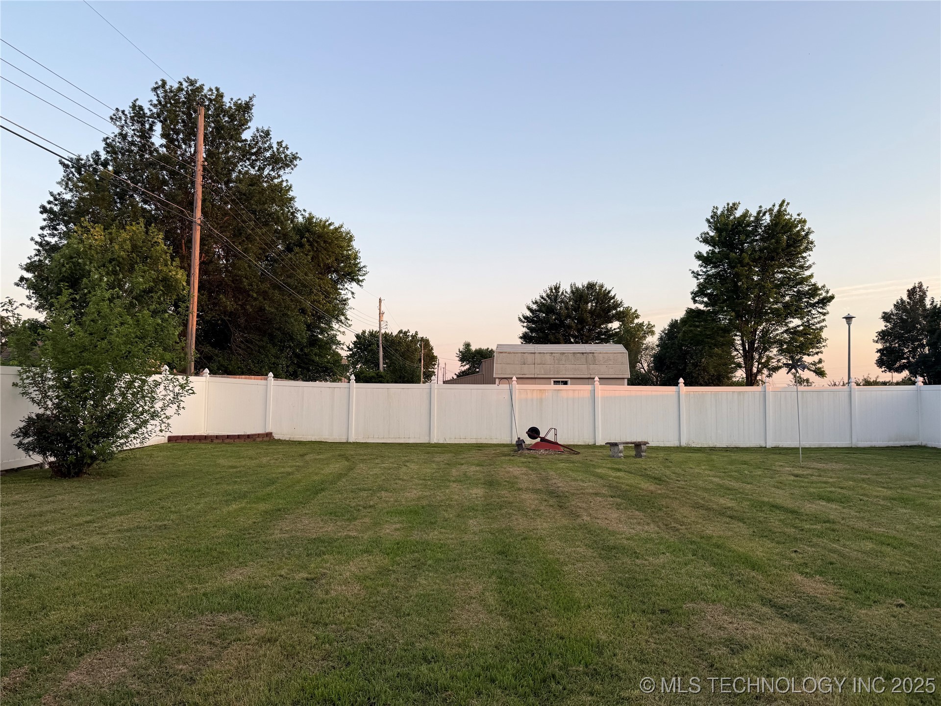 2100 S 32nd Street Property Photo 82