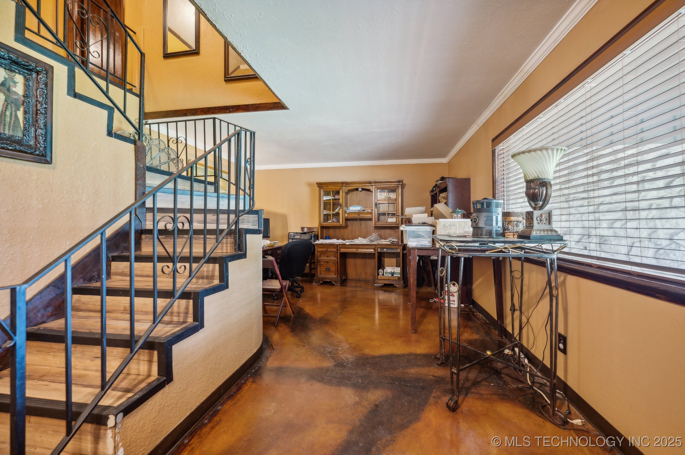 17711 E Archer Street Property Photo 5