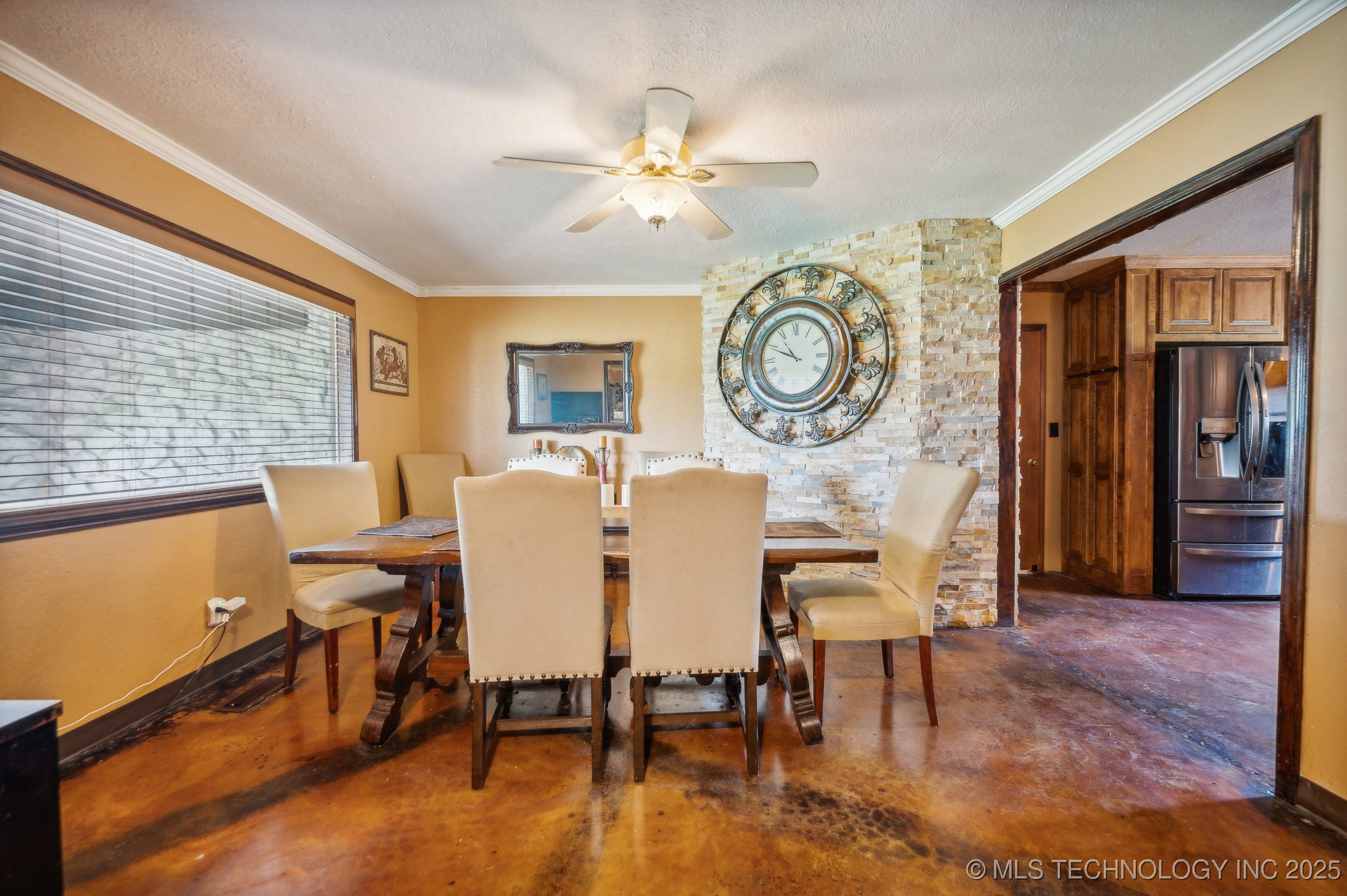 17711 E Archer Street Property Photo 6