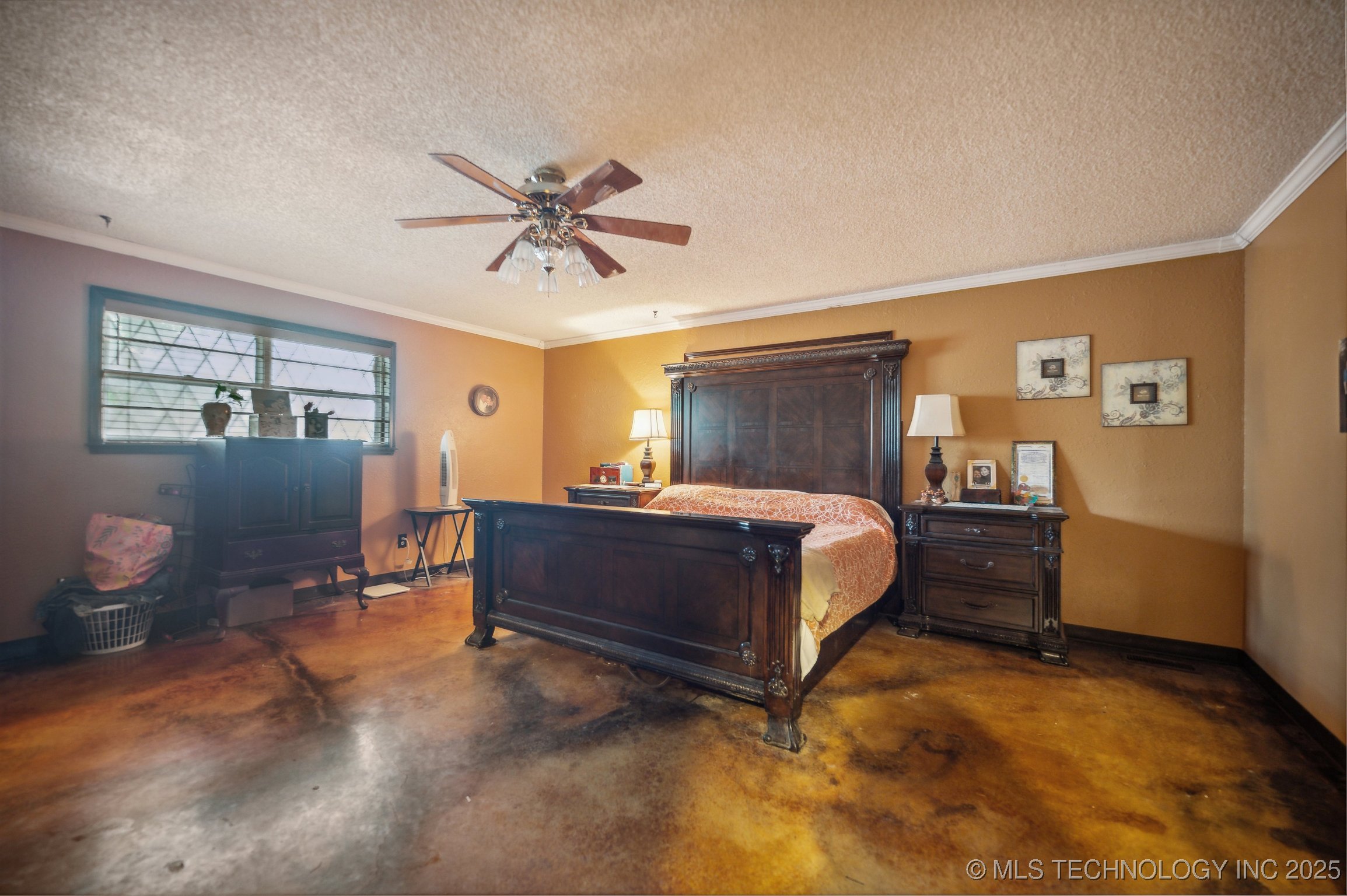 17711 E Archer Street Property Photo 19