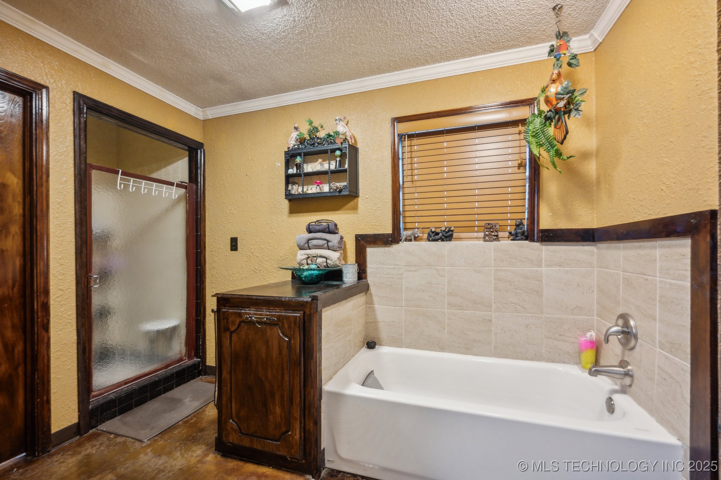 17711 E Archer Street Property Photo 22