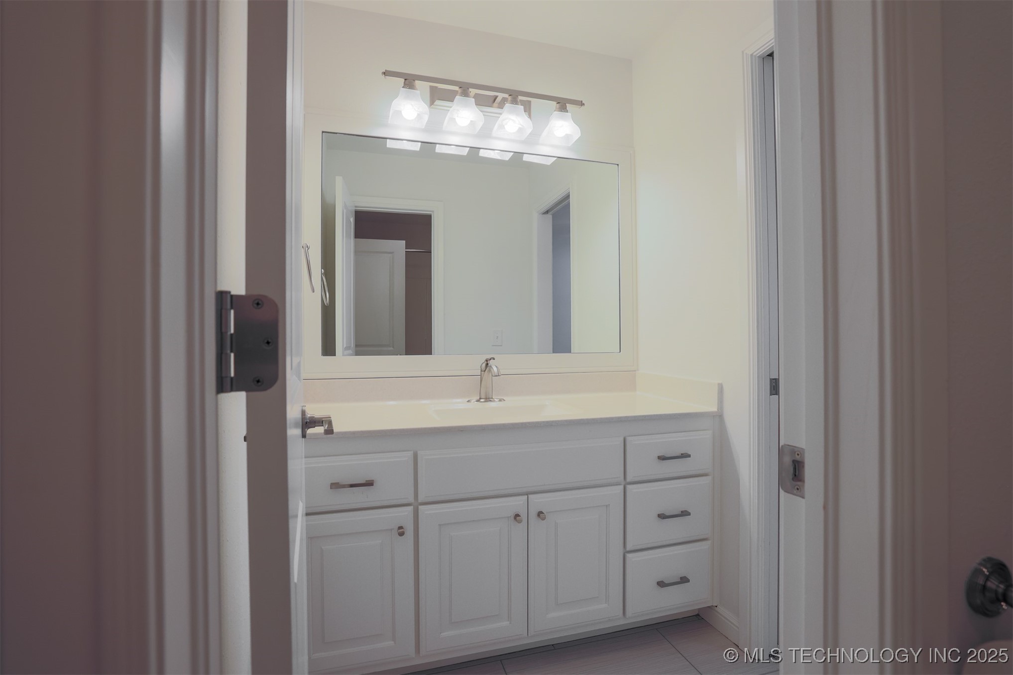 16958 E 45th Street Property Photo 45