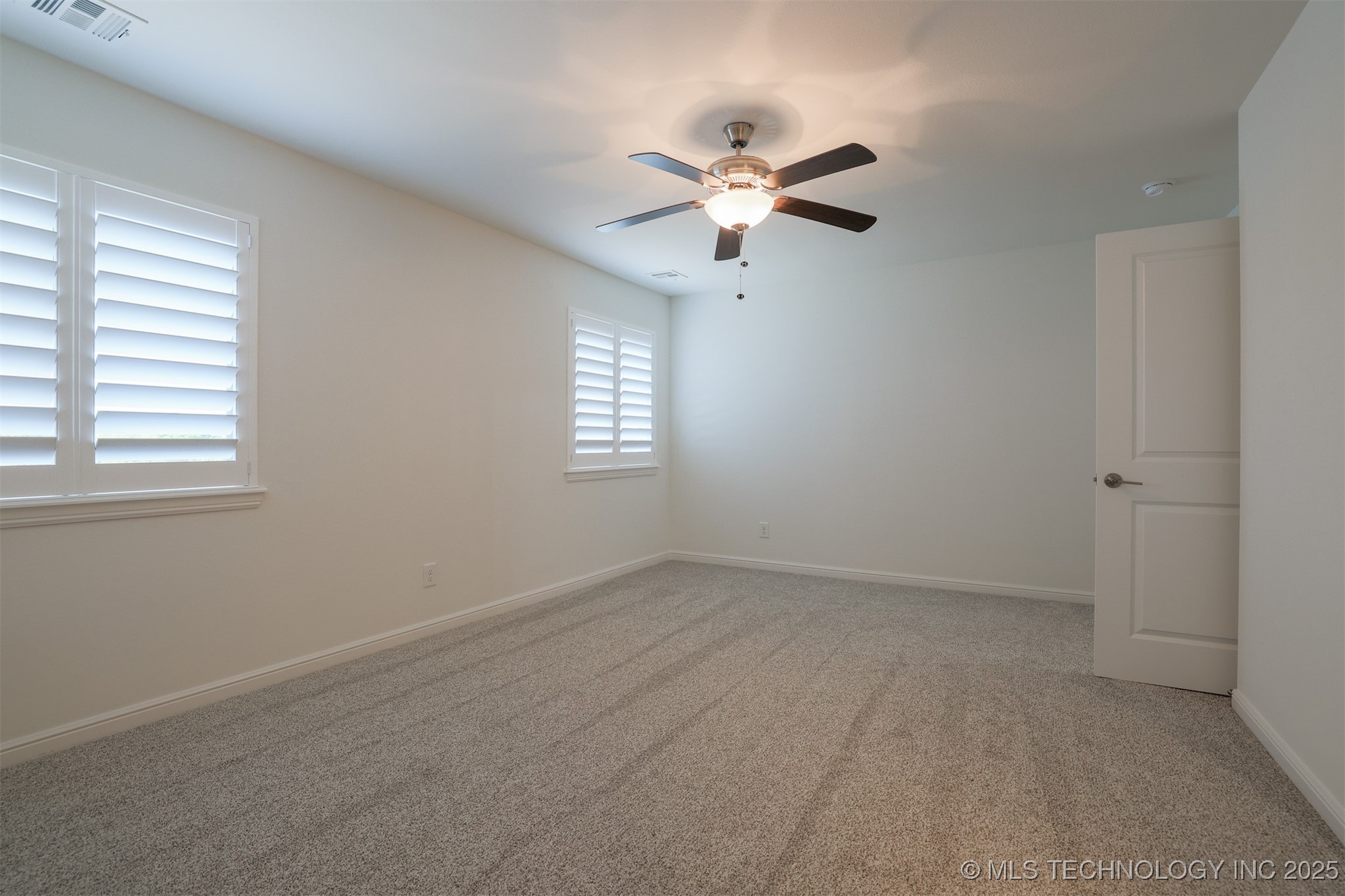 16958 E 45th Street Property Photo 58