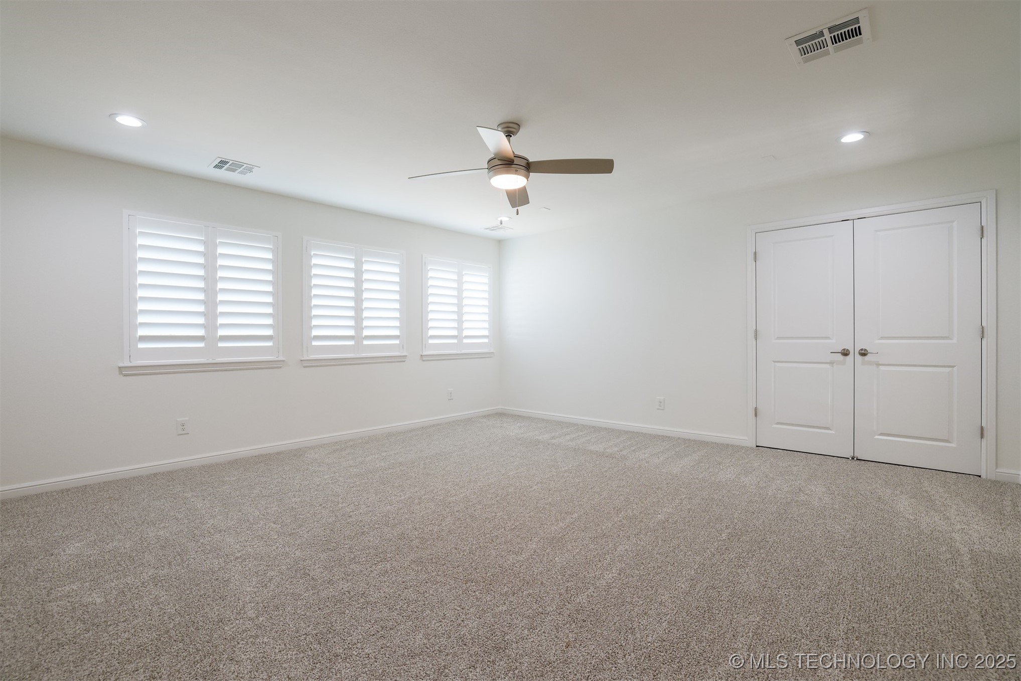 16958 E 45th Street Property Photo 59