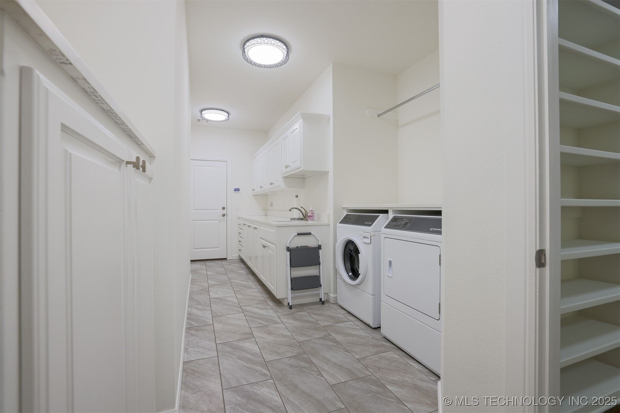 16958 E 45th Street Property Photo 63