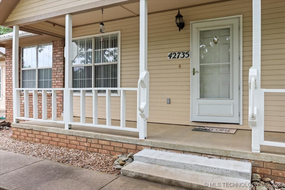 42735 Timber Ridge Property Photo 3