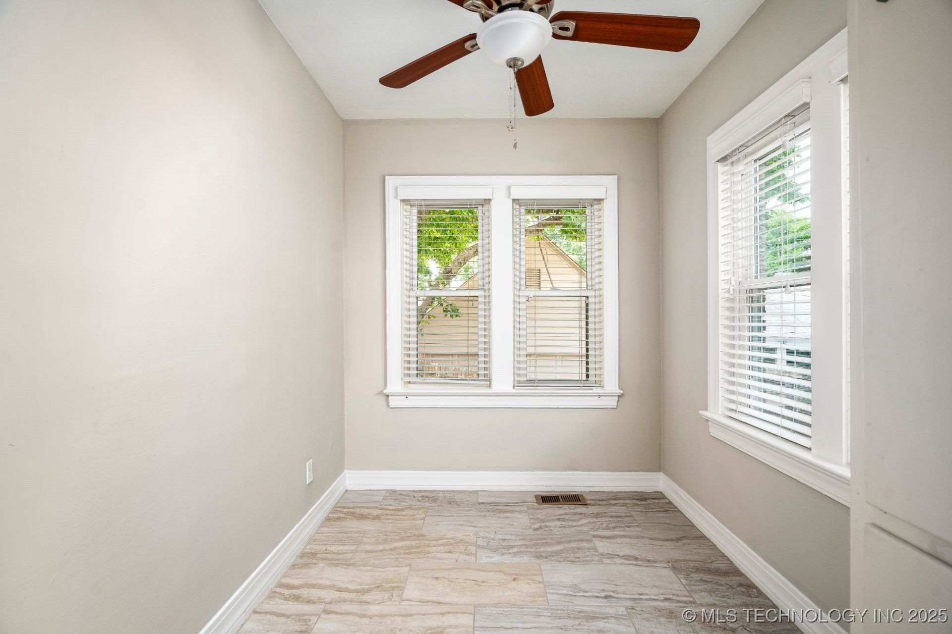 1648 S Columbia Place Property Photo 18