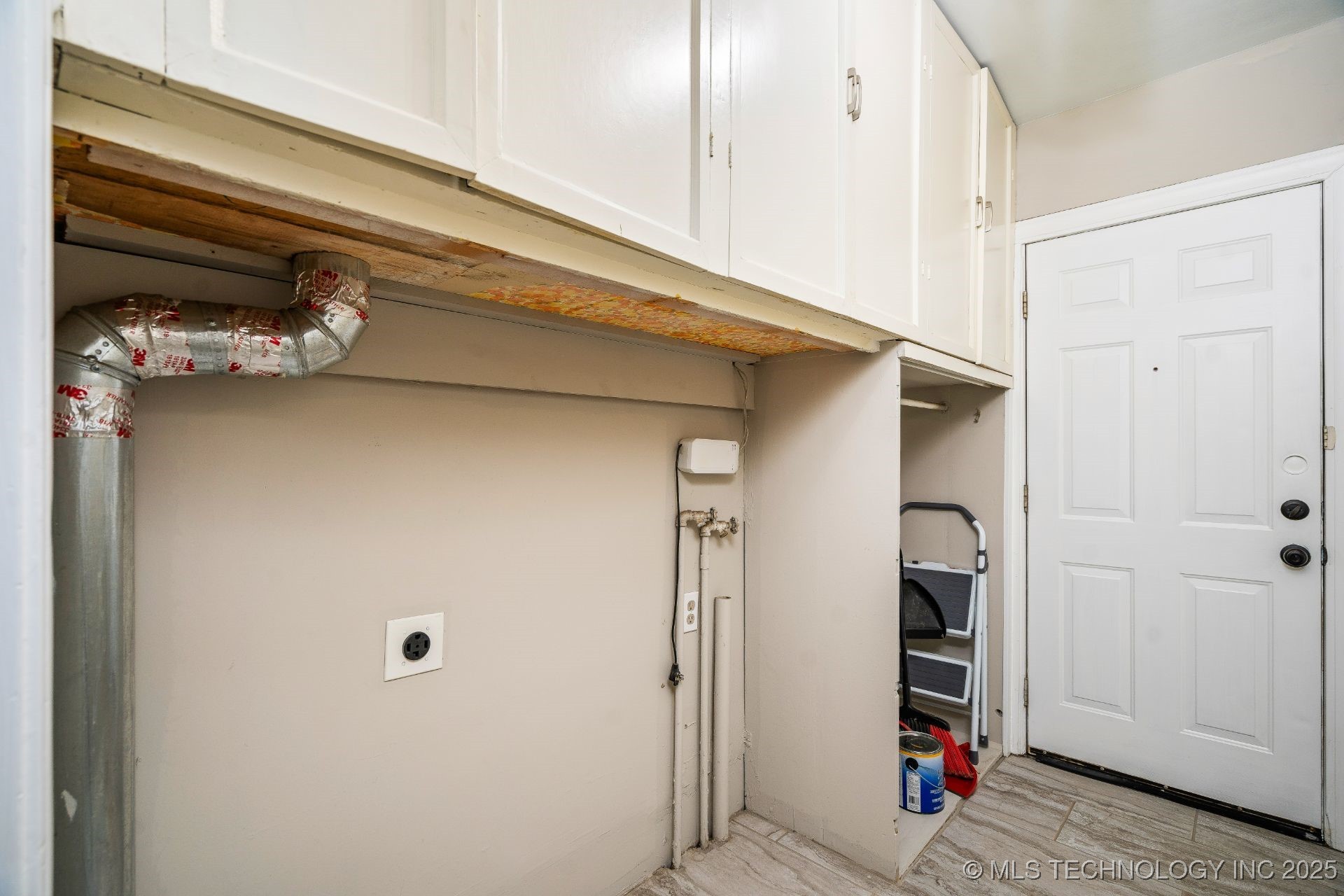 1648 S Columbia Place Property Photo 20