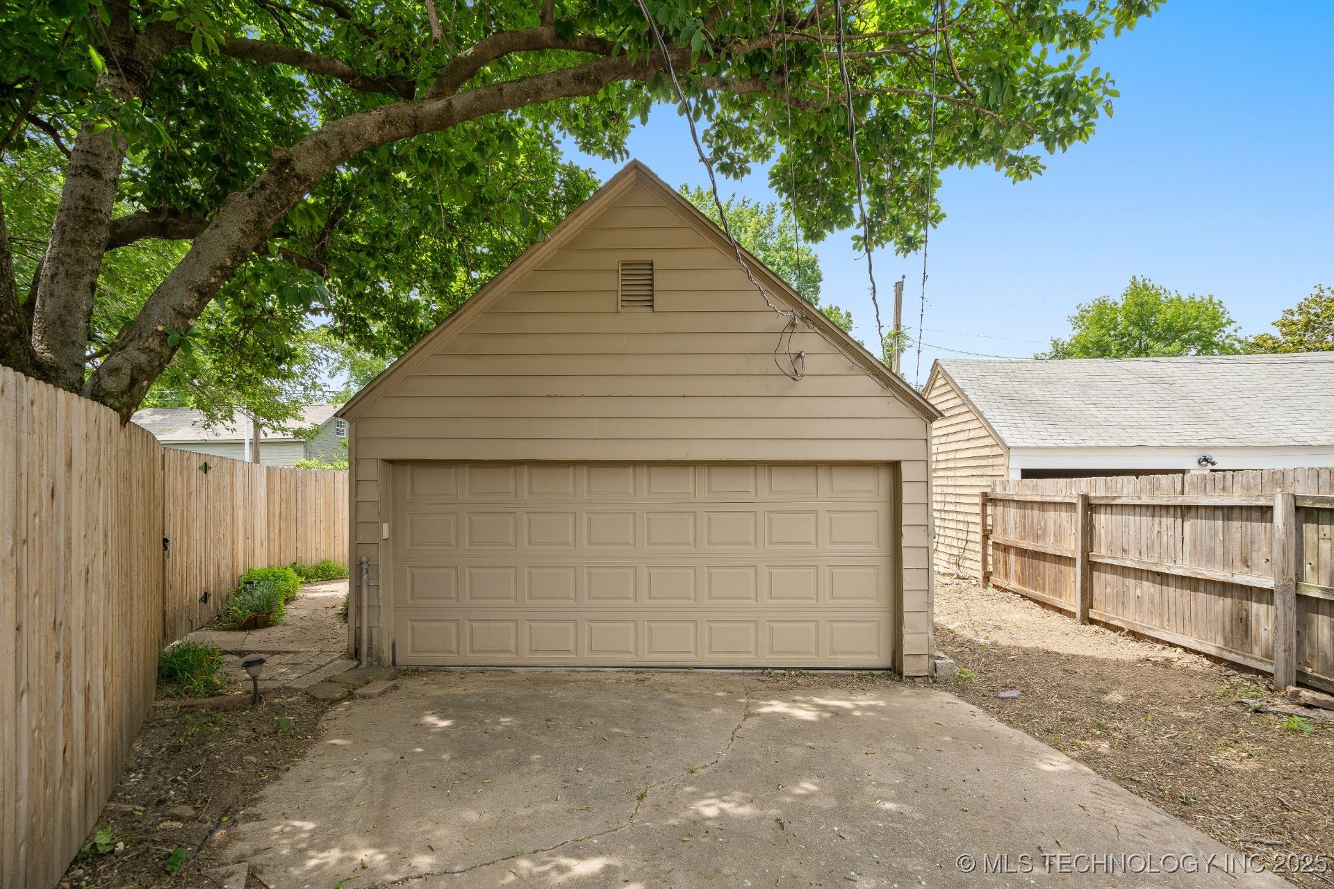 1648 S Columbia Place Property Photo 33