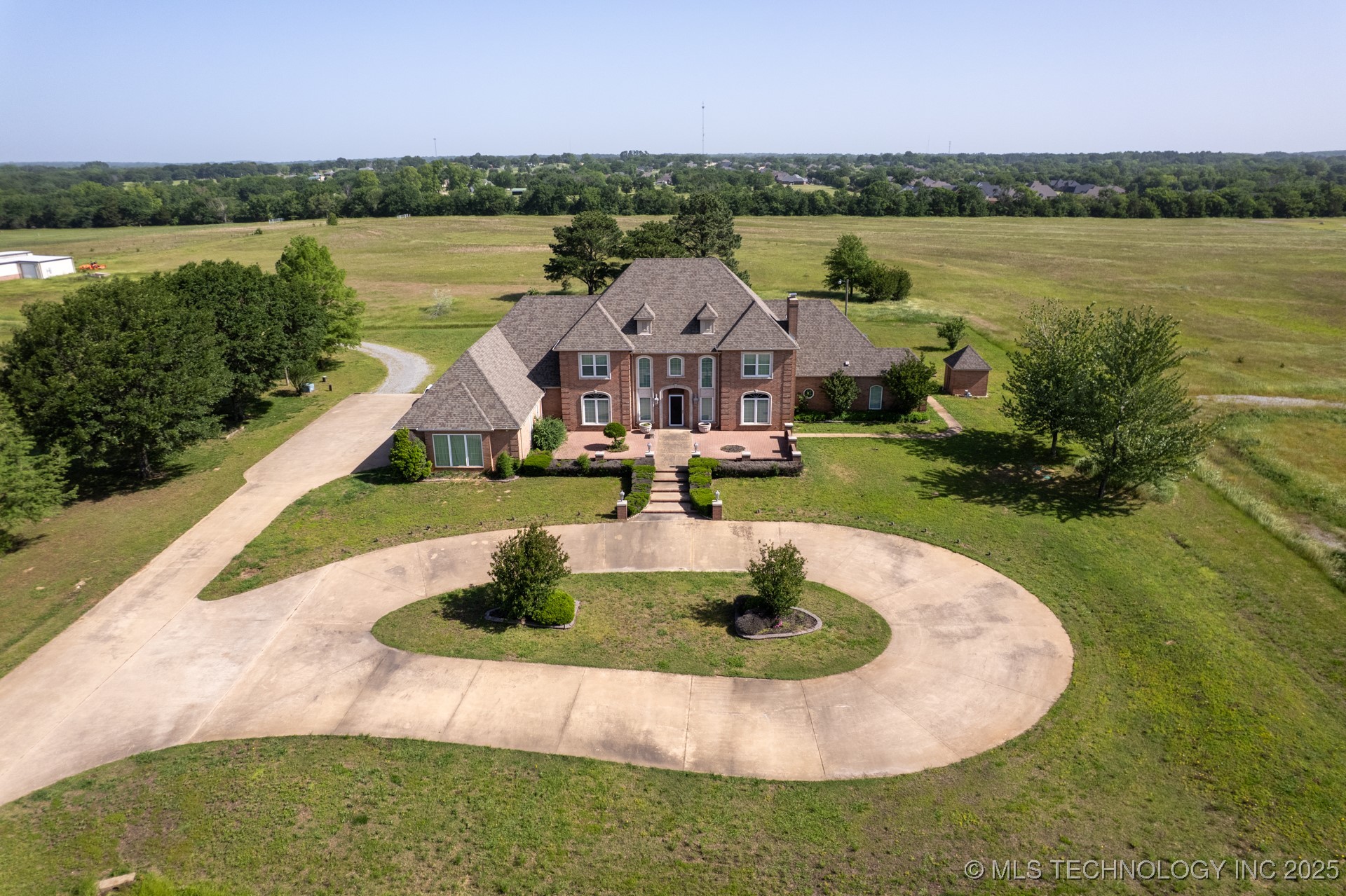 10499 W Highway 70 Property Photo