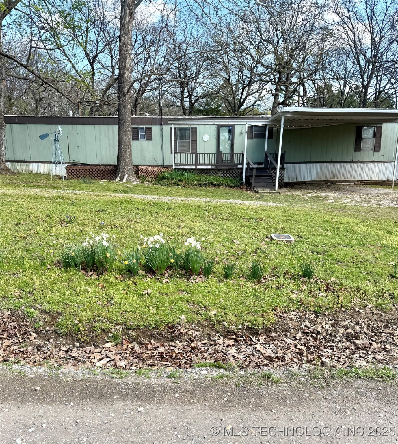 32092 S Hickory Drive Property Photo