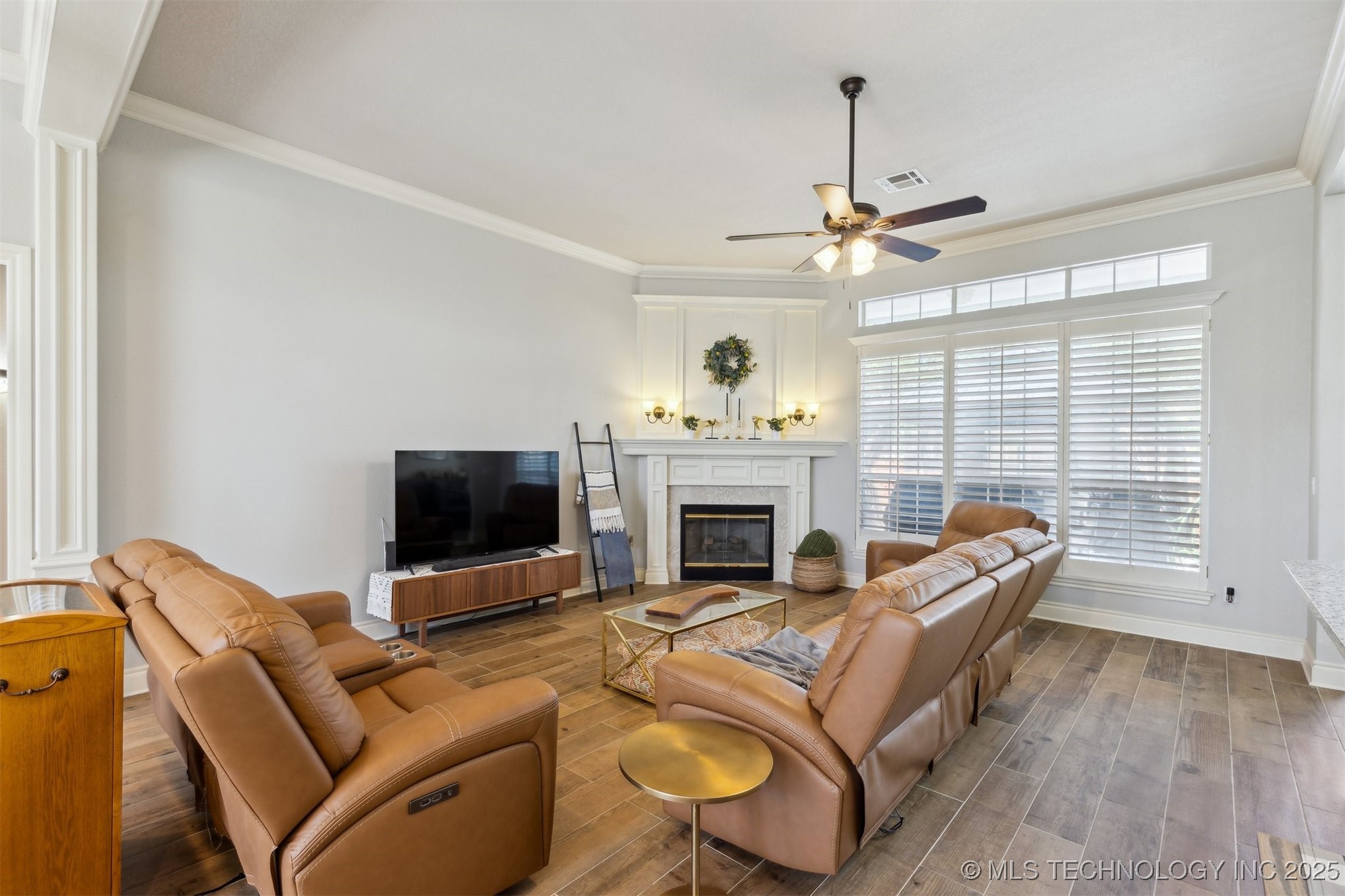 1631 Augusta Property Photo 15