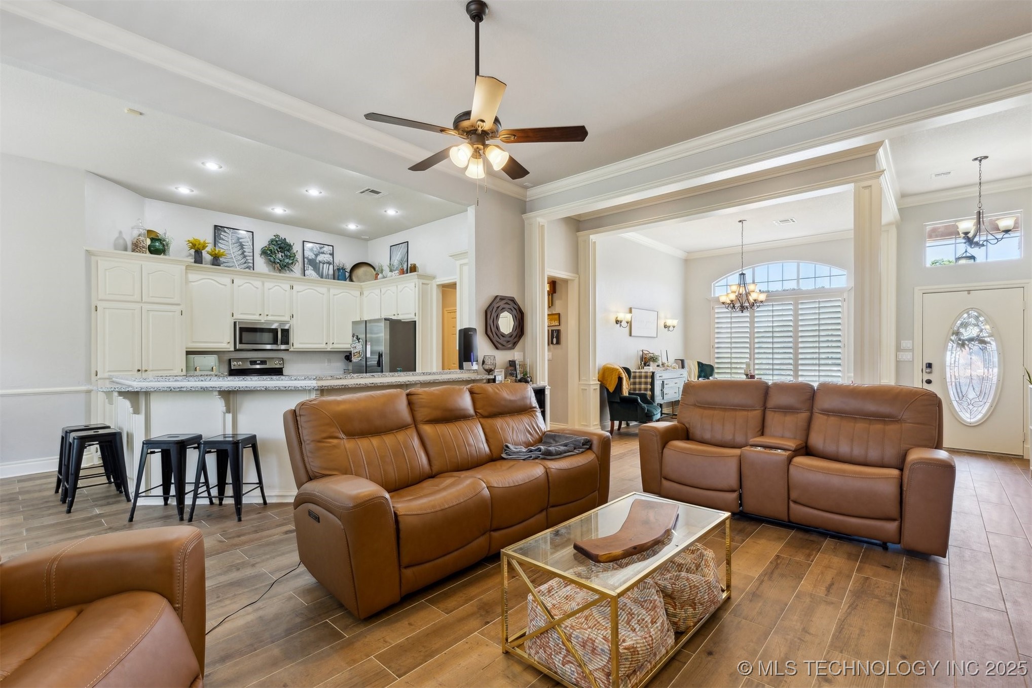 1631 Augusta Property Photo 16