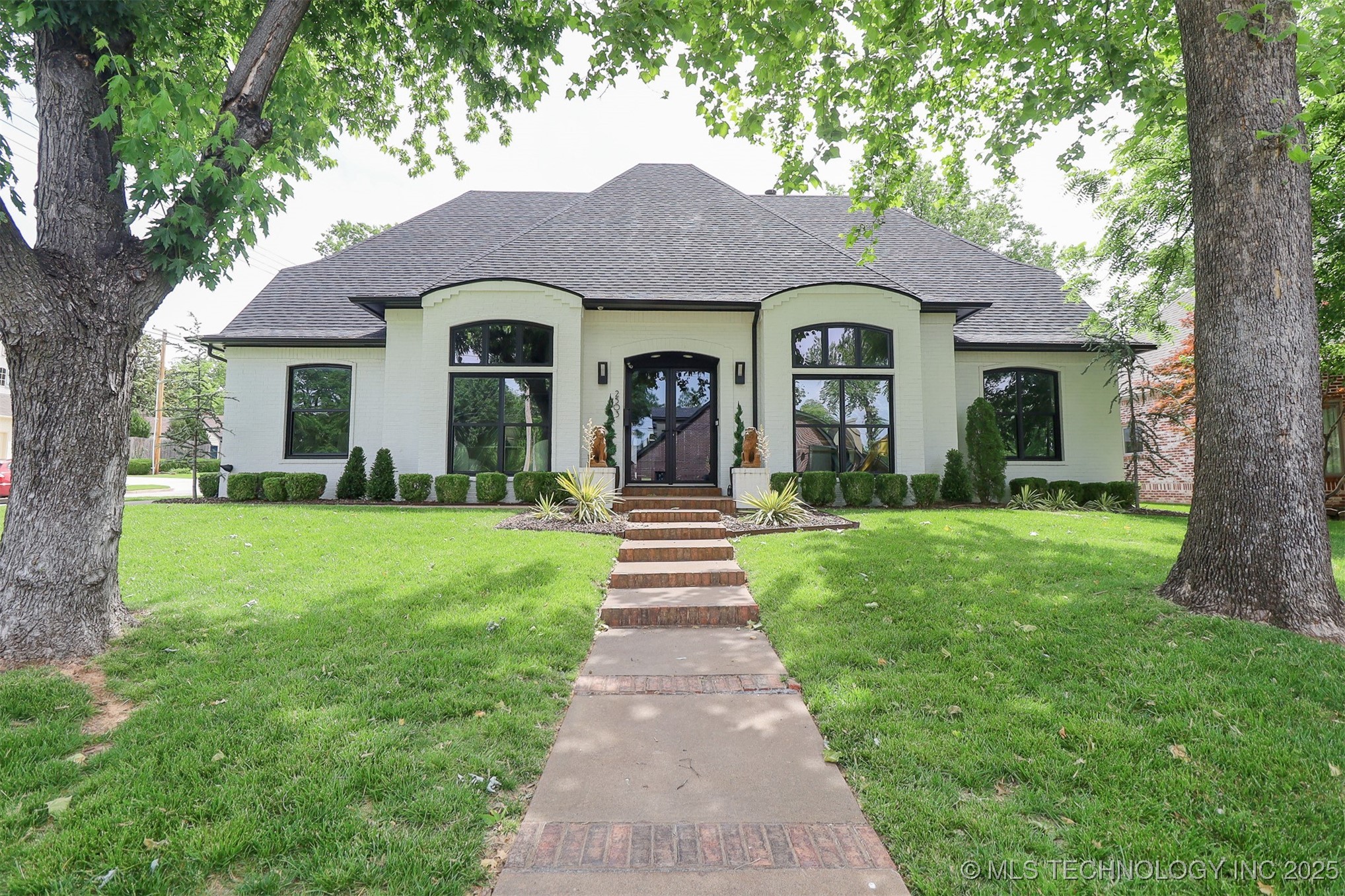 2503 S Birmingham Avenue Property Photo