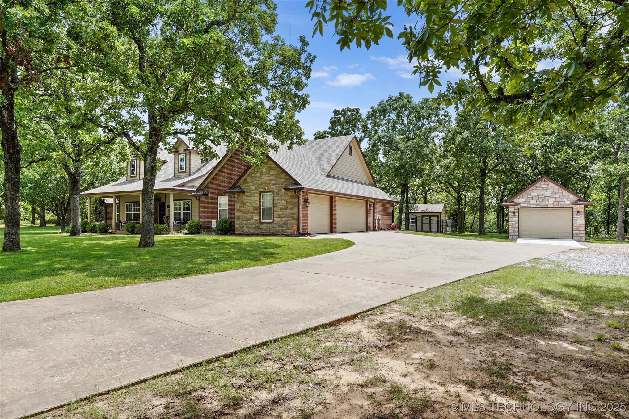 3341 Legacy Place Property Photo 2
