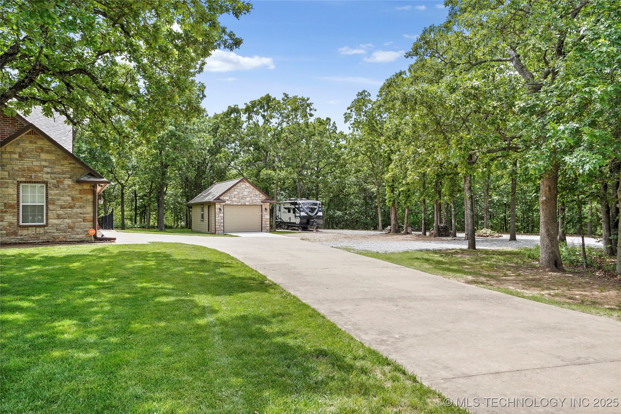 3341 Legacy Place Property Photo 3