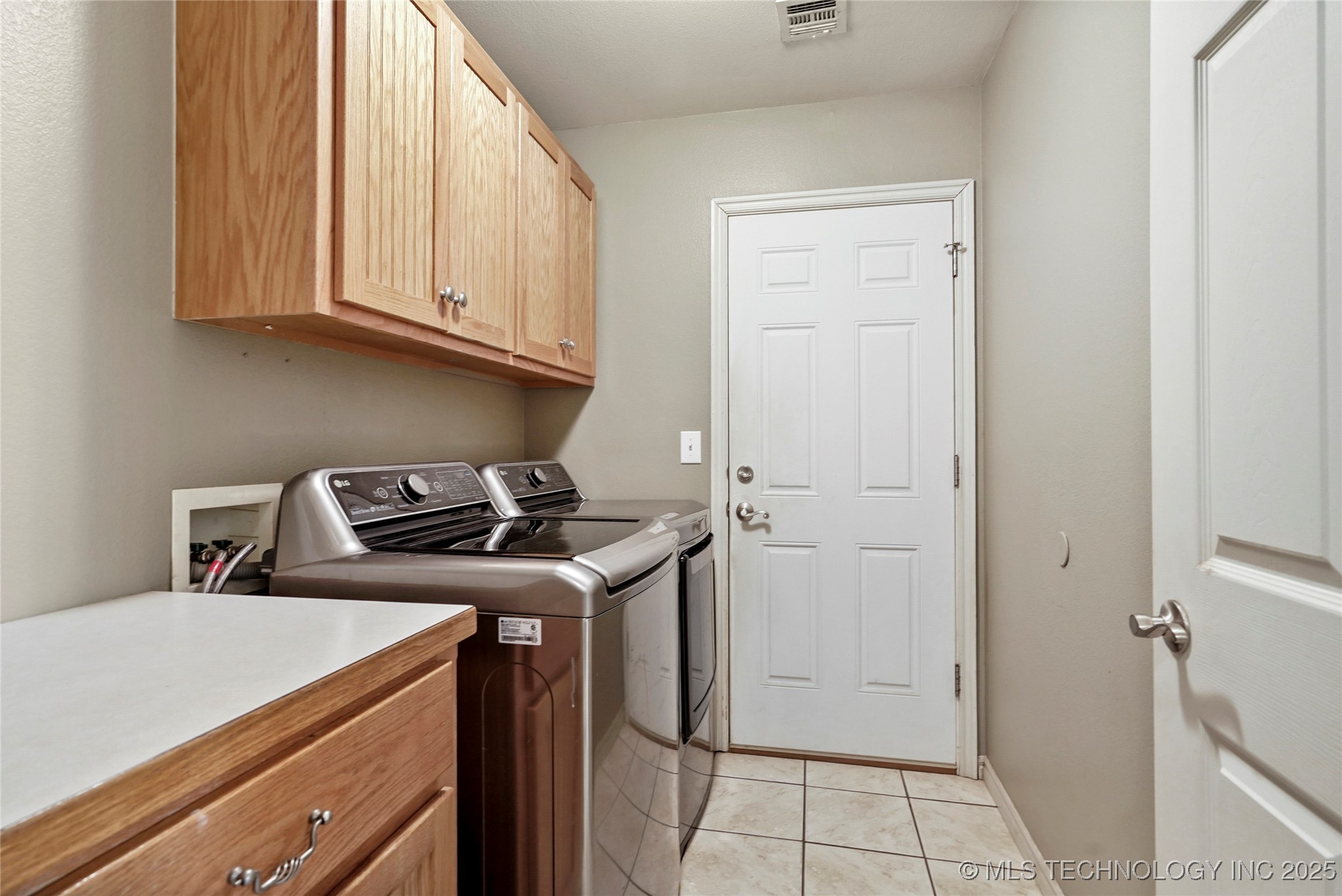 3341 Legacy Place Property Photo 21