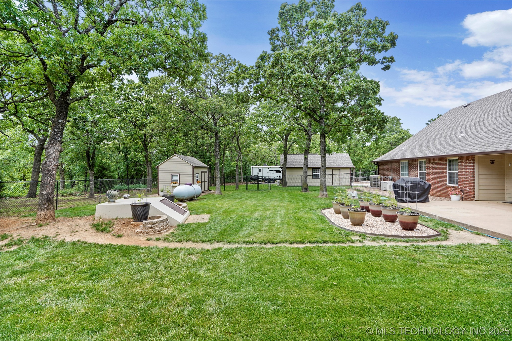 3341 Legacy Place Property Photo 23